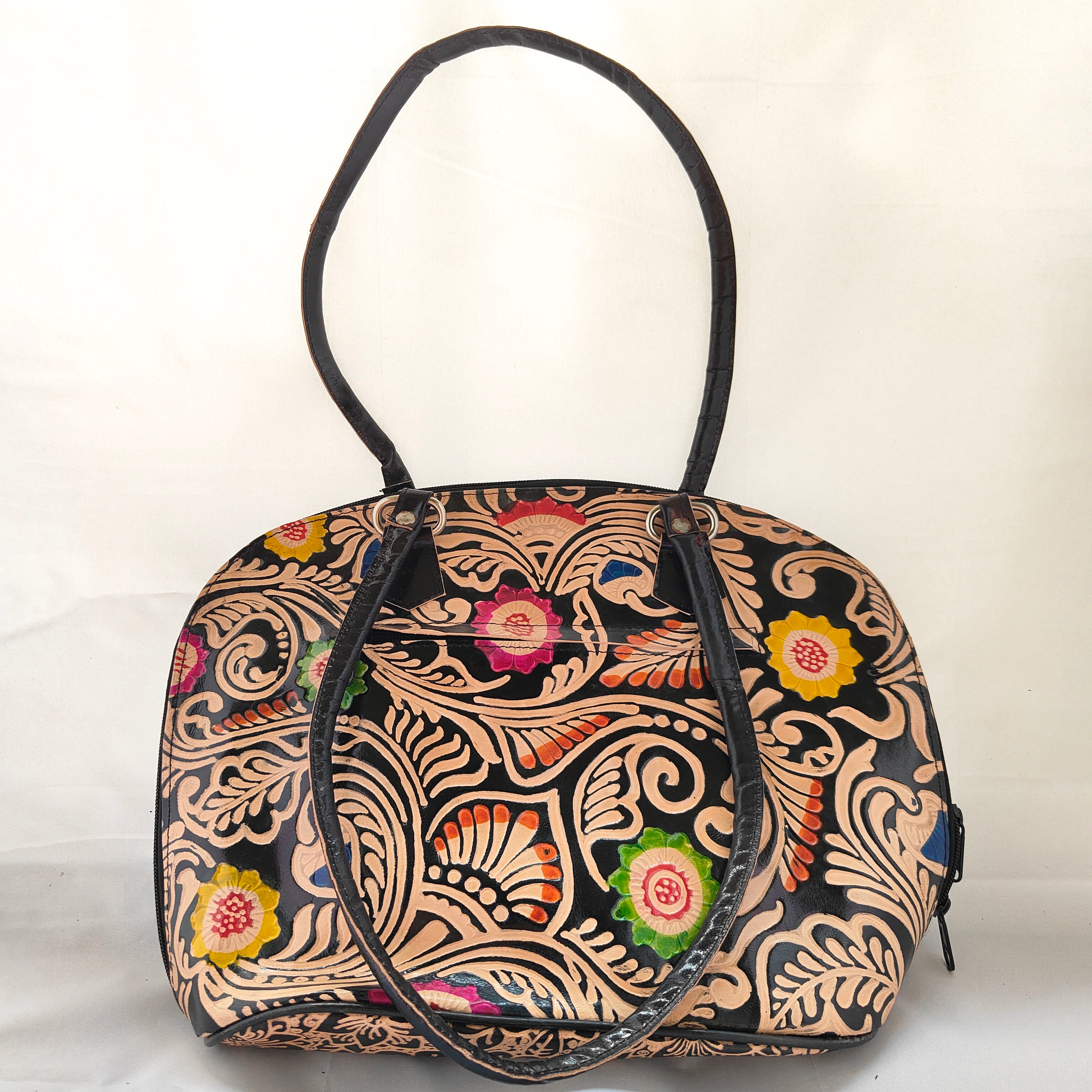 Hand Bag (Large) of Santiniketan.