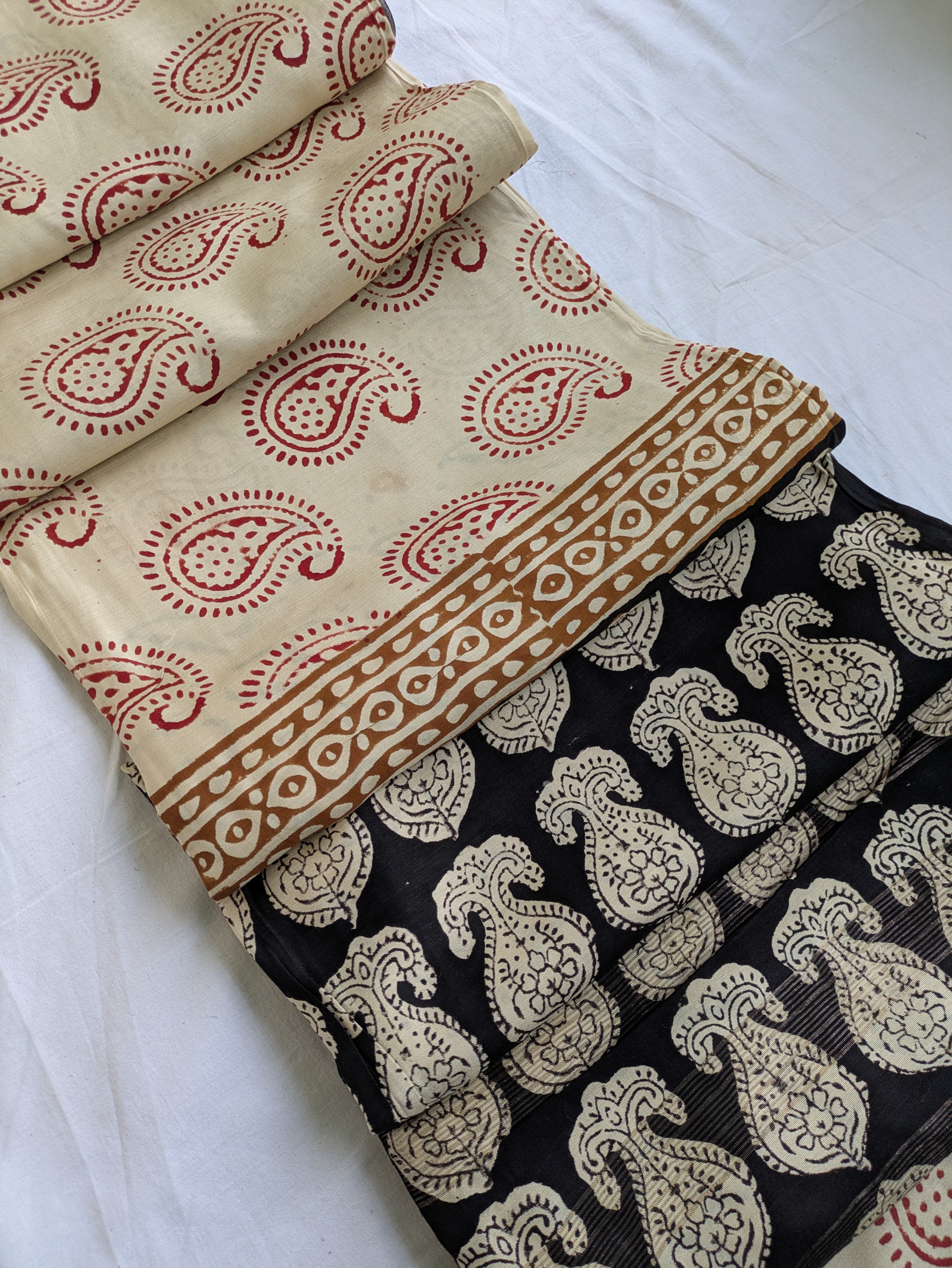 Maheswri Silk Sari with Blouse Piece (Liva Tag Sari)
