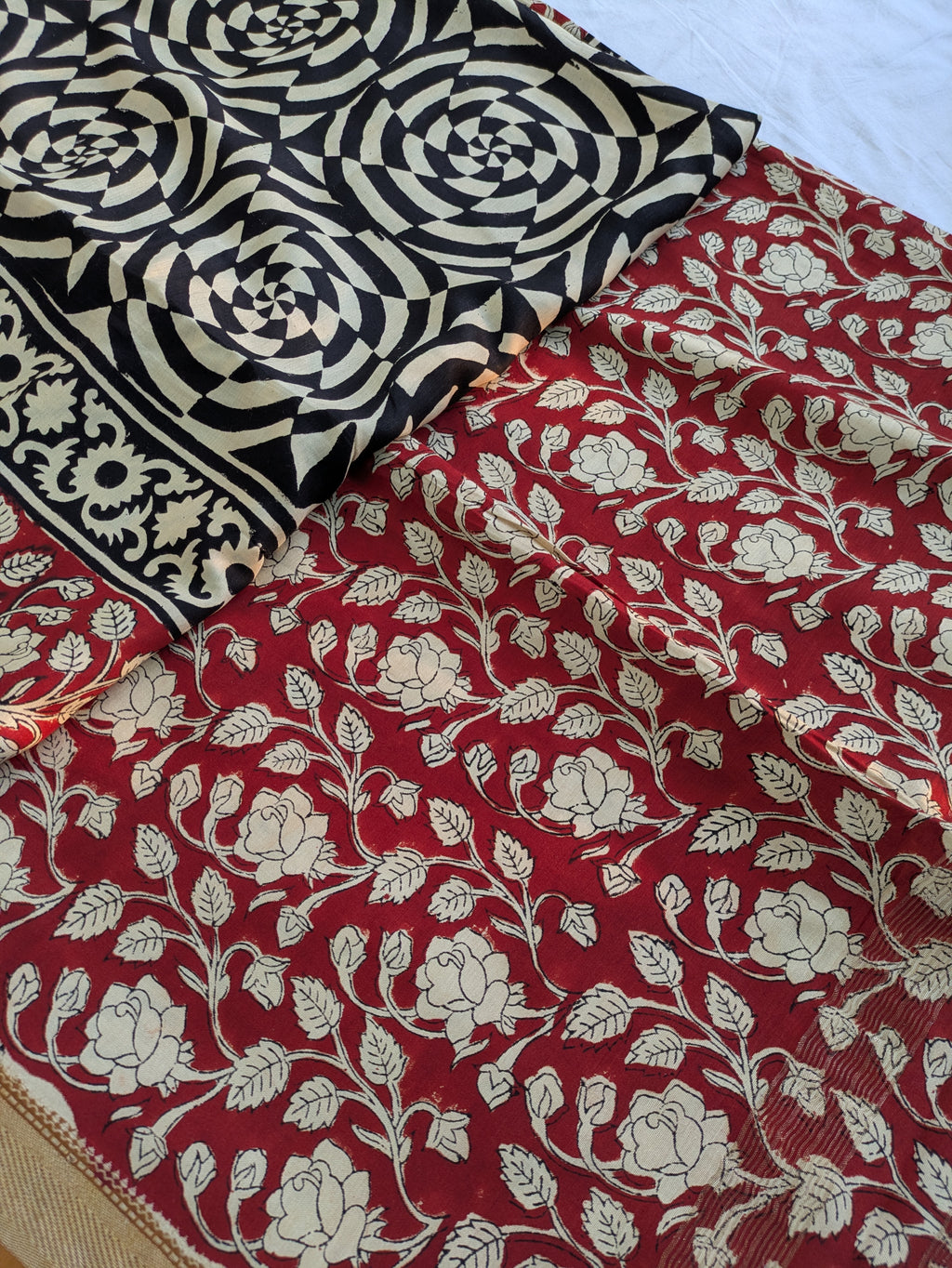 Maheswri Silk Sari with Blouse Piece (Liva Tag Sari)
