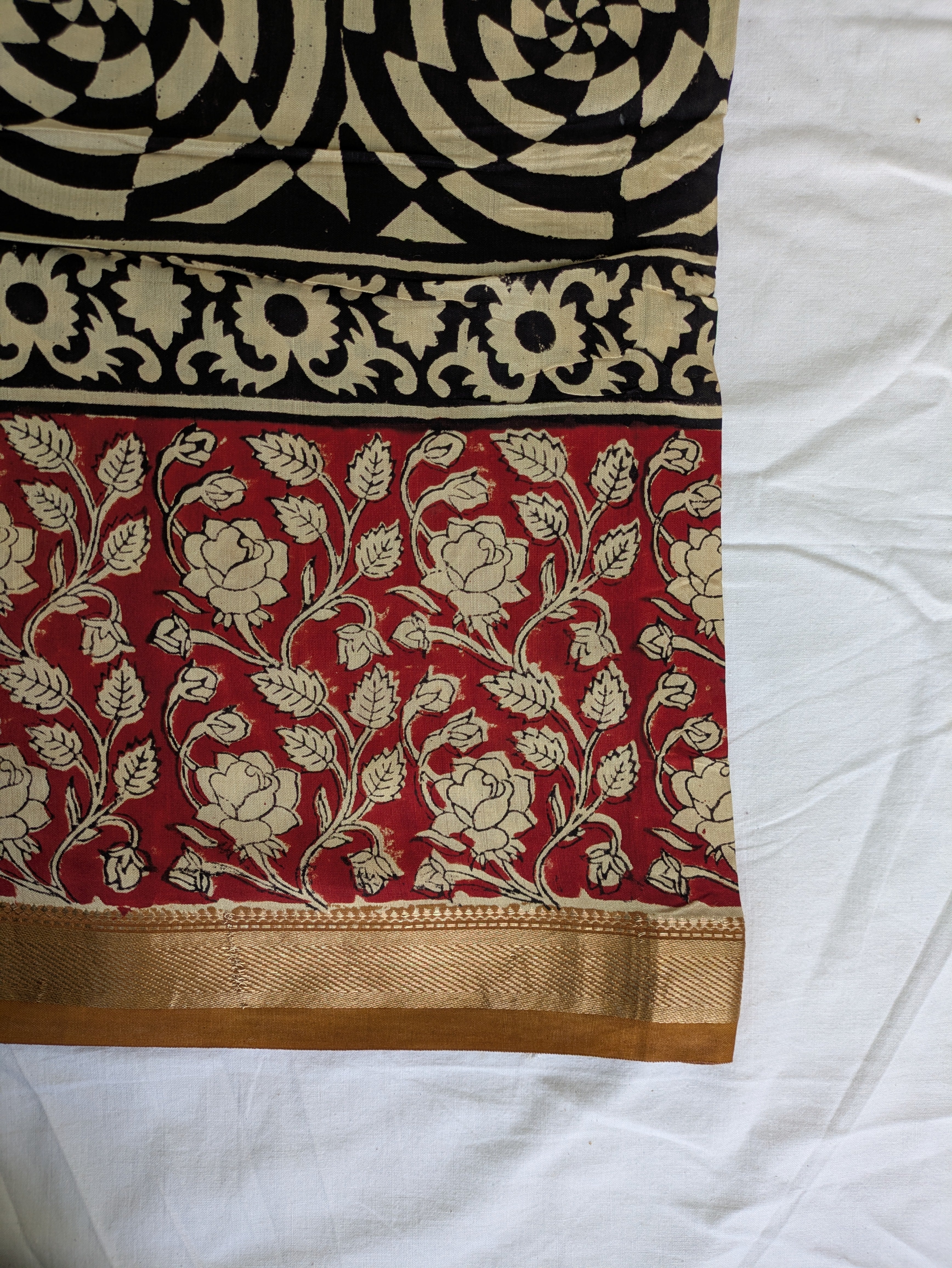 Maheswri Silk Sari with Blouse Piece (Liva Tag Sari)