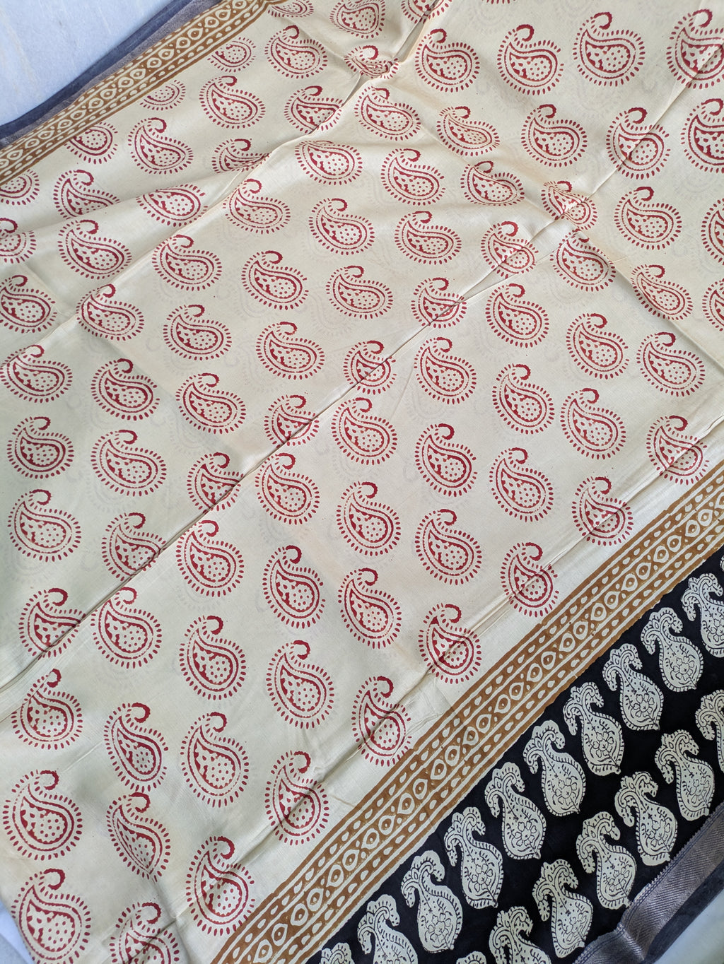 Maheswri Silk Sari with Blouse Piece (Liva Tag Sari)