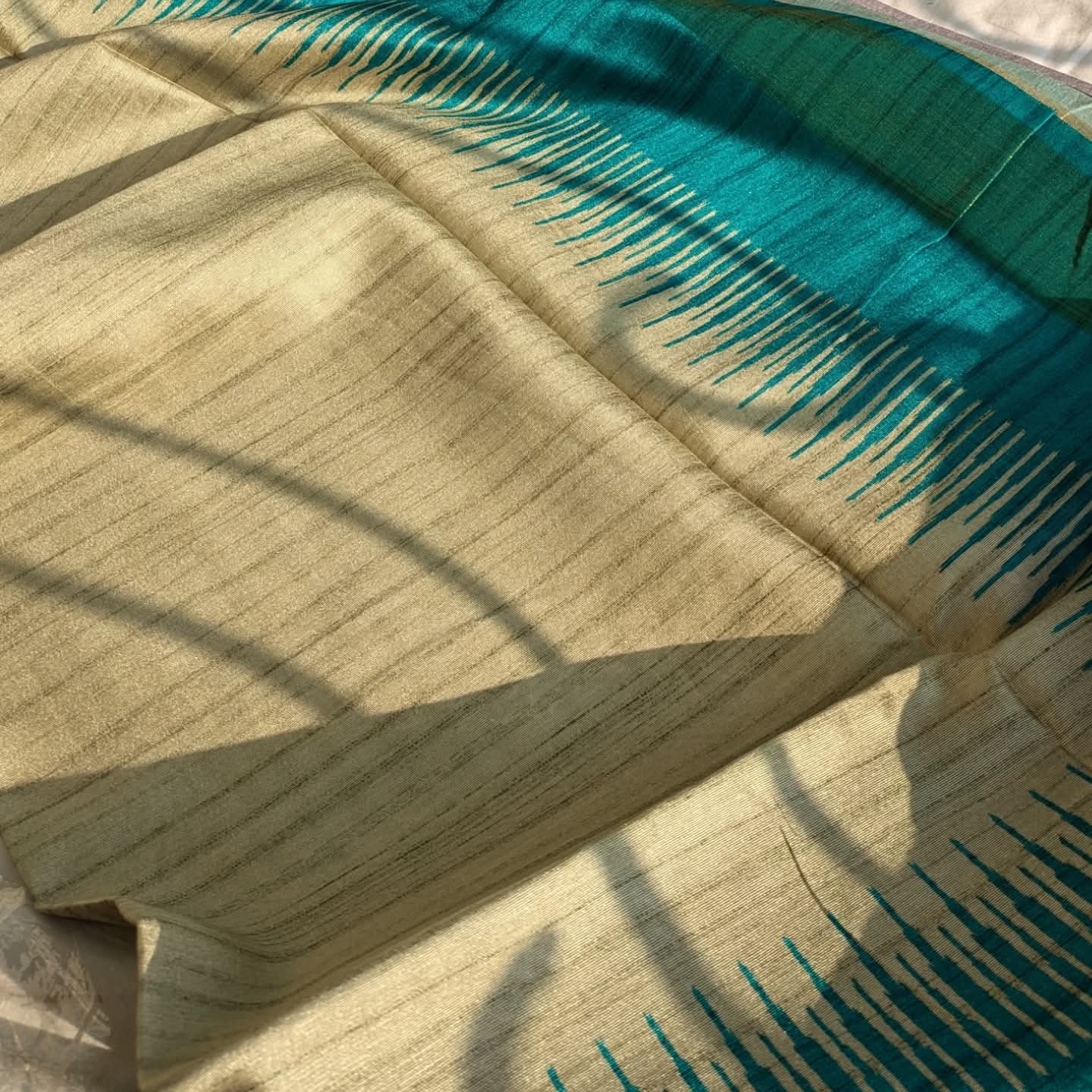 Semi Gjicha Sari with Blouse Piece