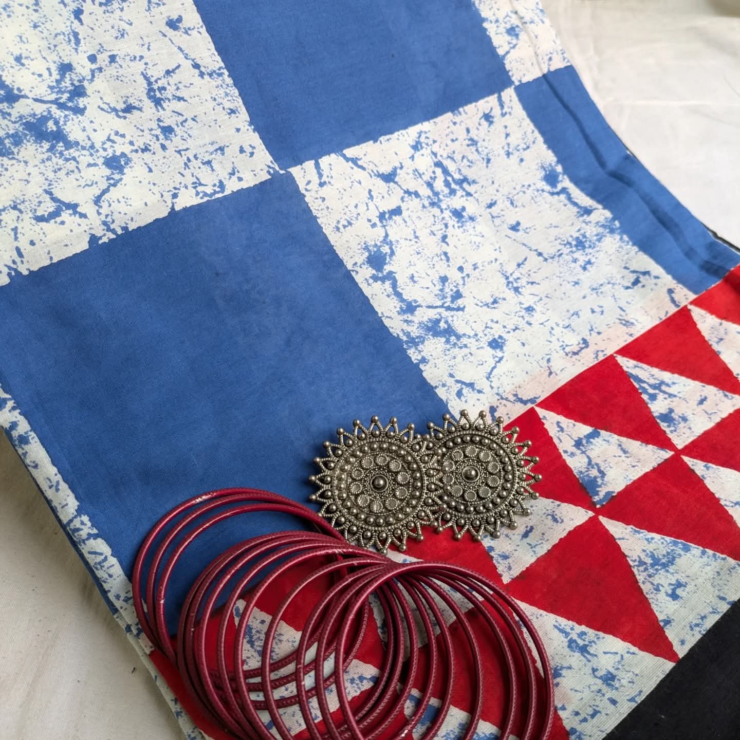 Jaipuri Cotton Sari with Blouse Piece.
