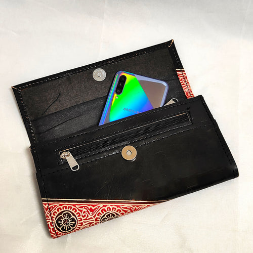 Black Leather Purse (9 Inches)