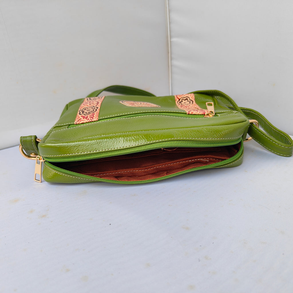 Small Shoulder Bag Green