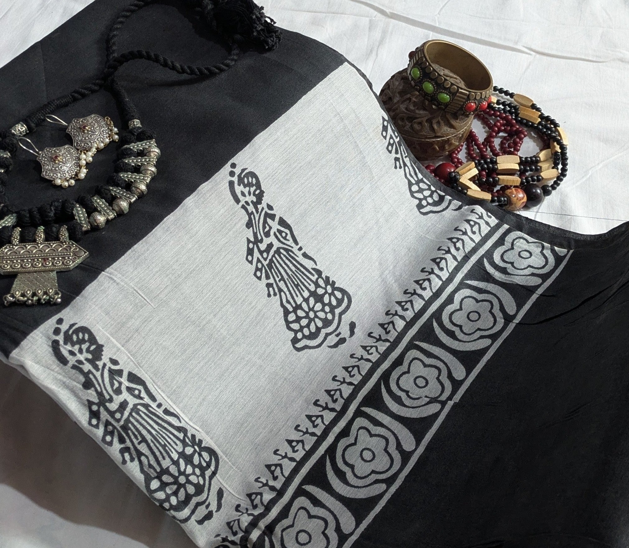 Semi Bapta Sari with Blouse Piece