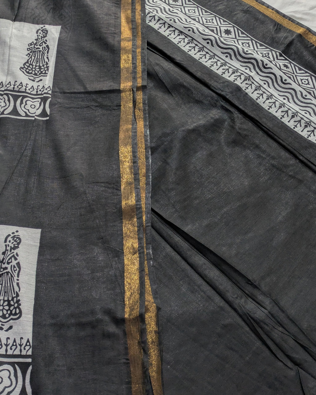 Semi Bapta Sari with Blouse Piece