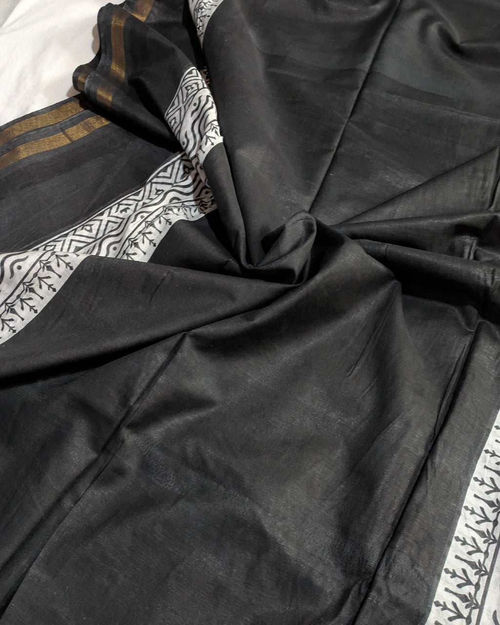 Semi Bapta Sari with Blouse Piece