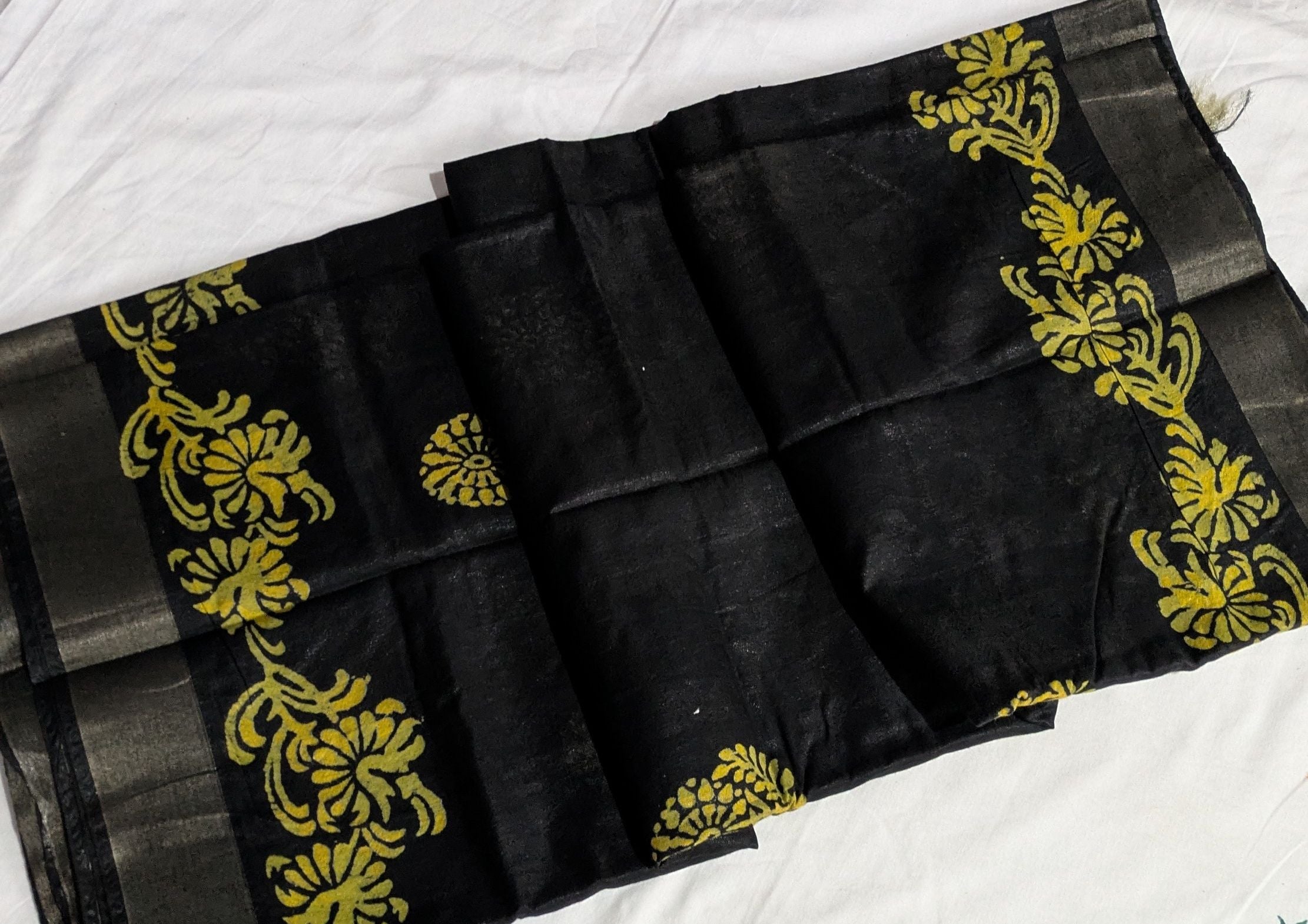 Semi Bapta Black Sari with Blouse Piece