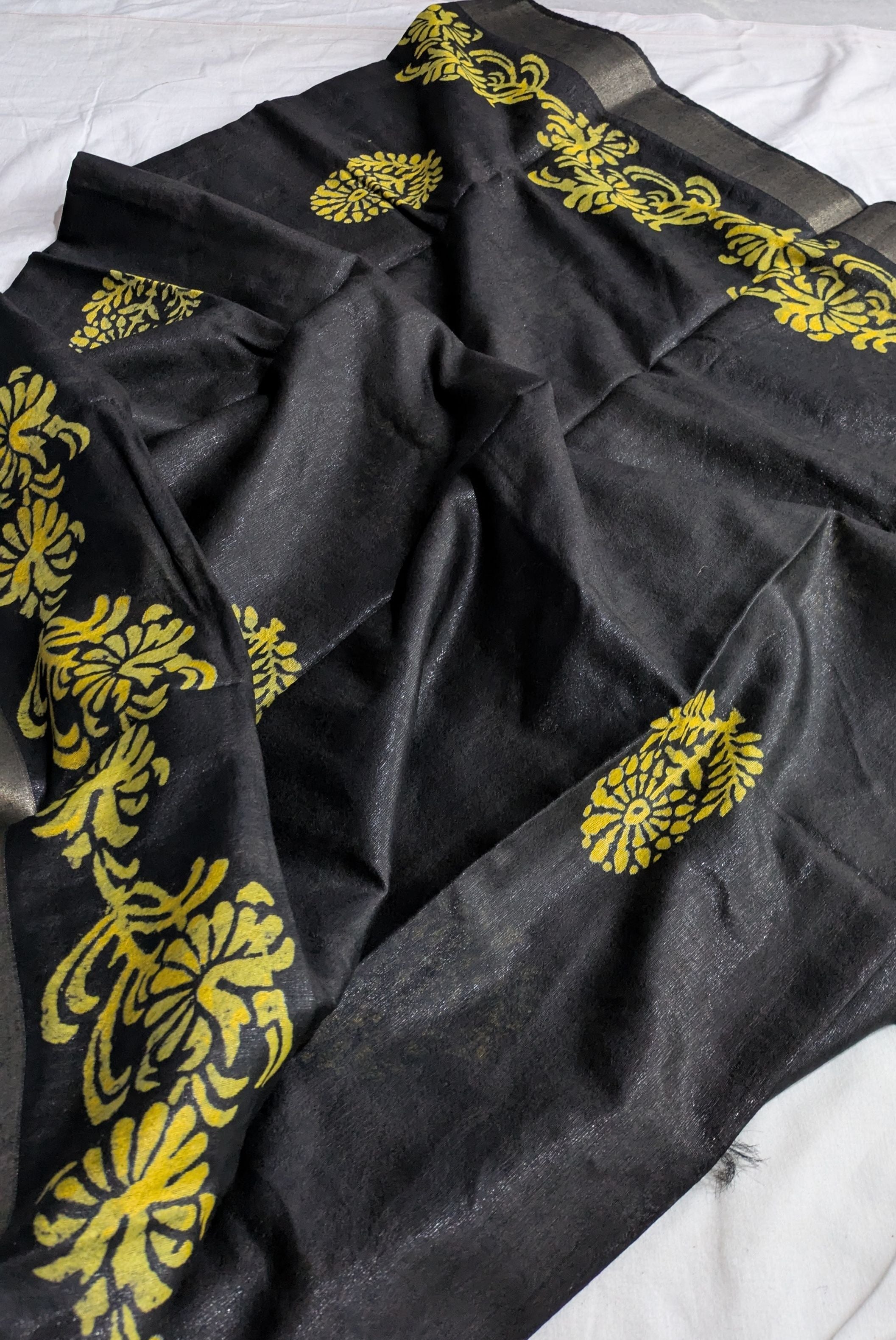 Semi Bapta Black Sari with Blouse Piece