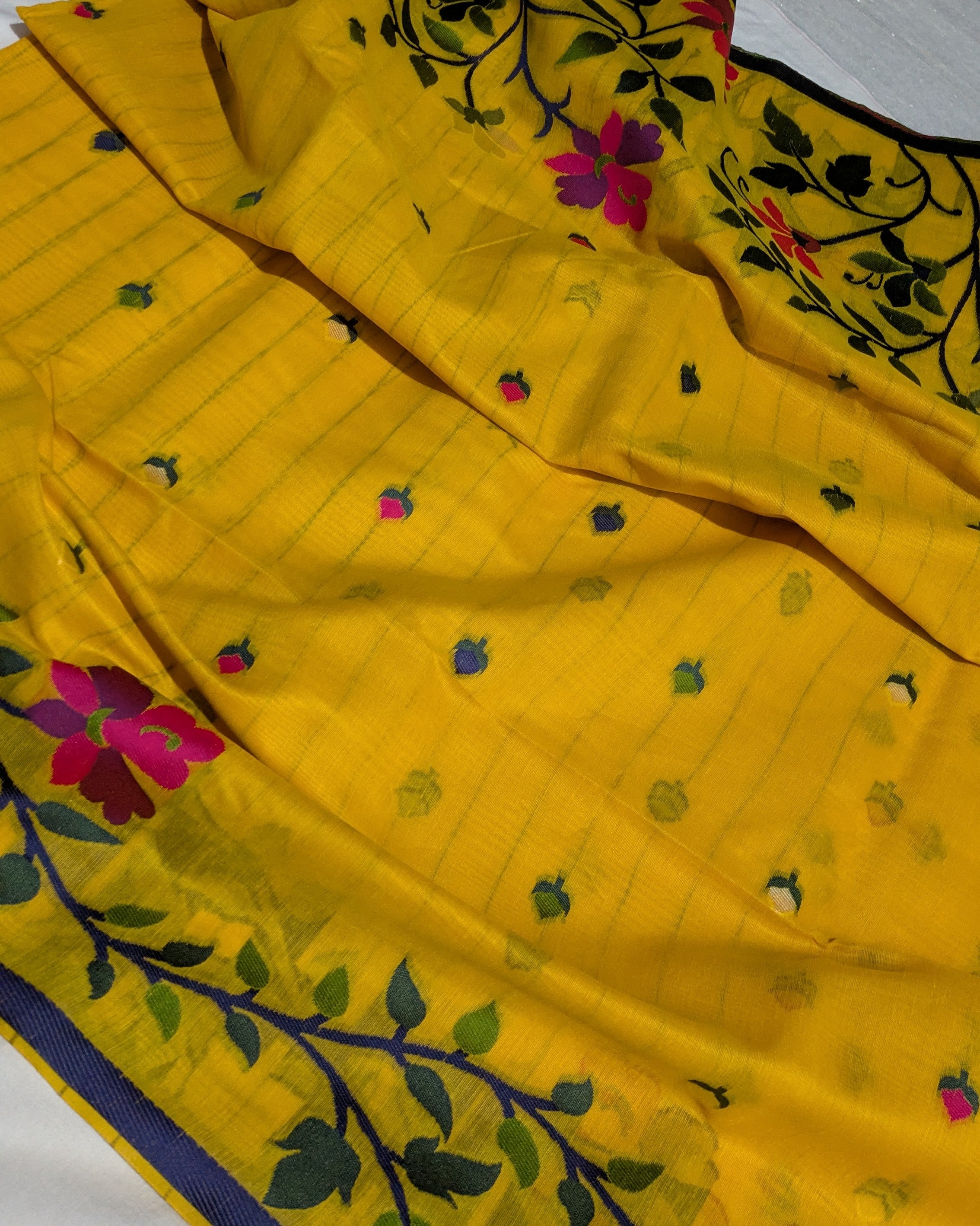 Banalata Sari with Blouse Piece
