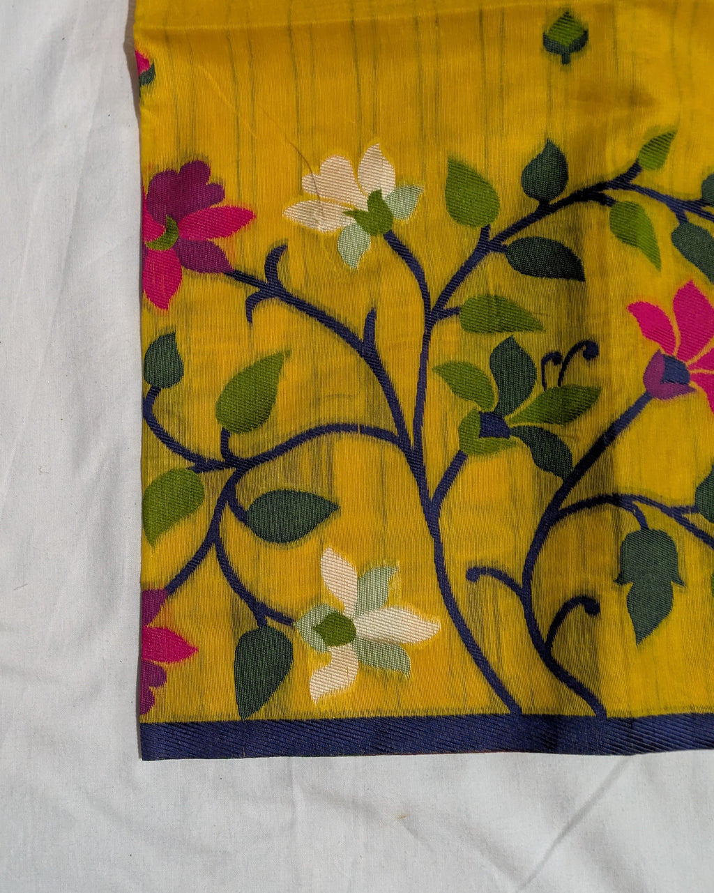 Banalata Sari with Blouse Piece