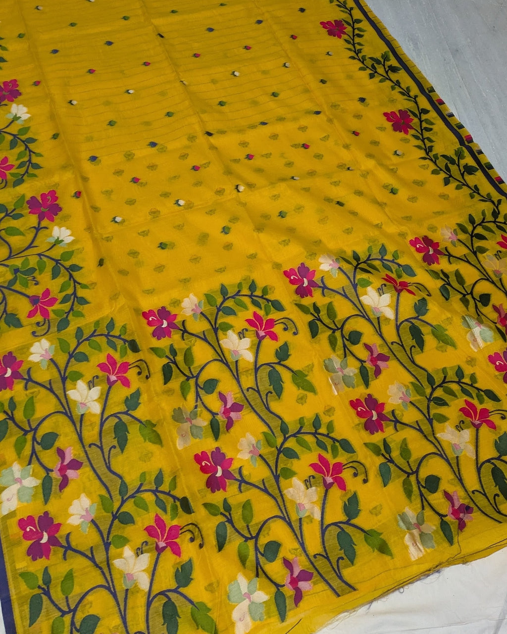 Banalata Sari with Blouse Piece