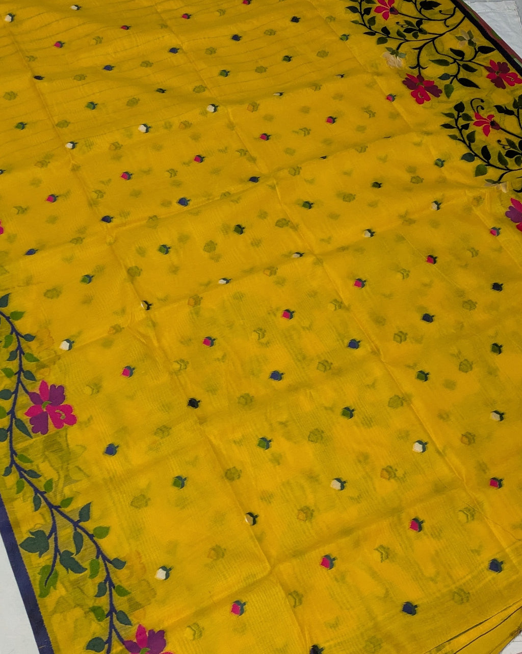 Banalata Sari with Blouse Piece