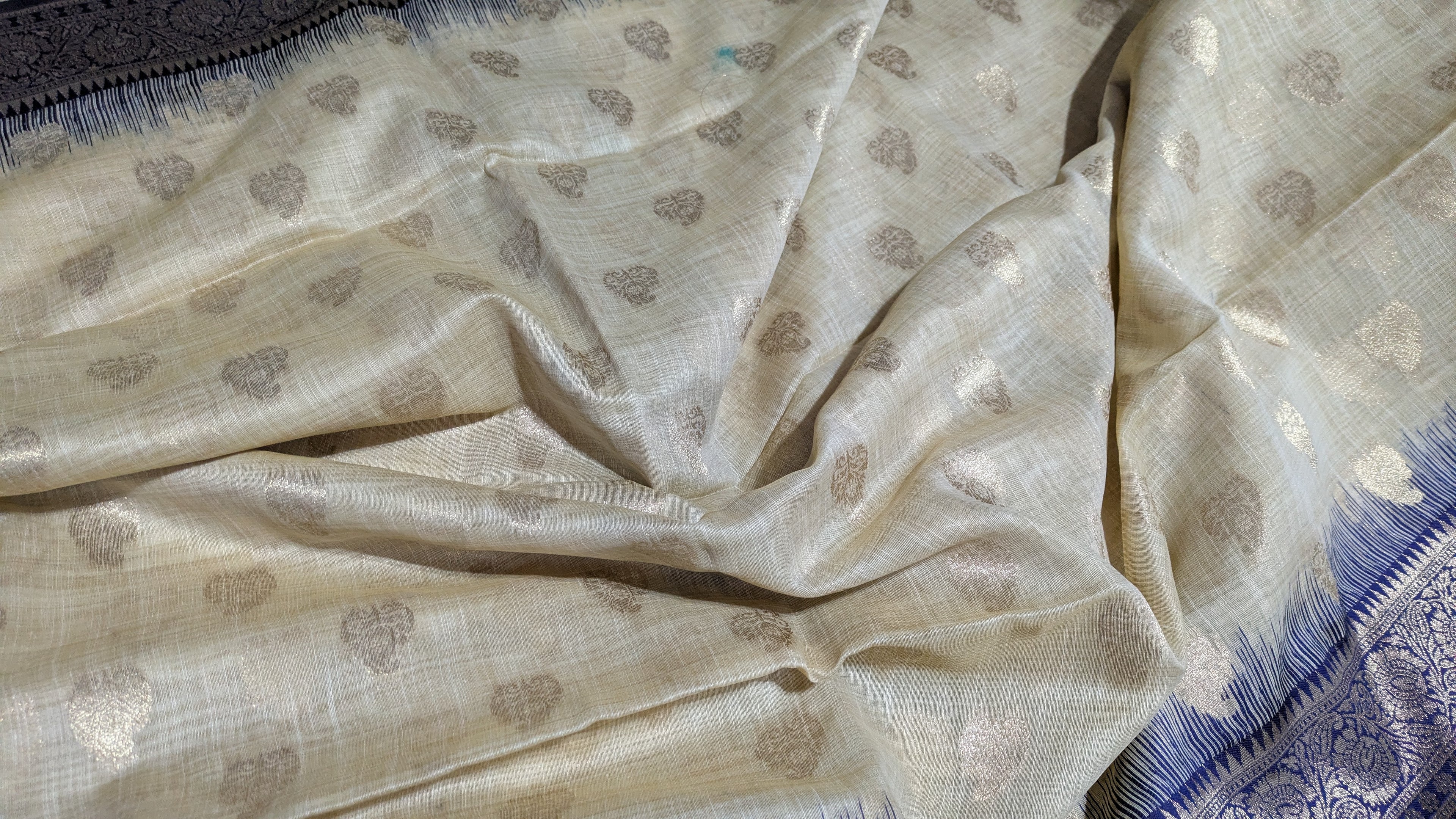 Tussar Benarasi (Pure Tussar) with Blouse Piece
