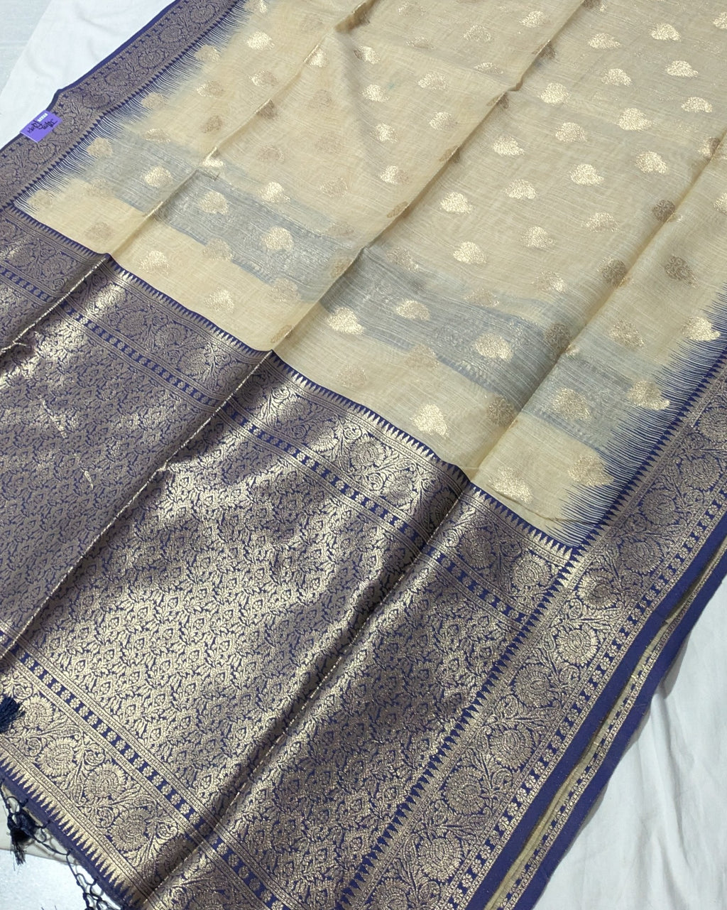 Tussar Benarasi (Pure Tussar) with Blouse Piece