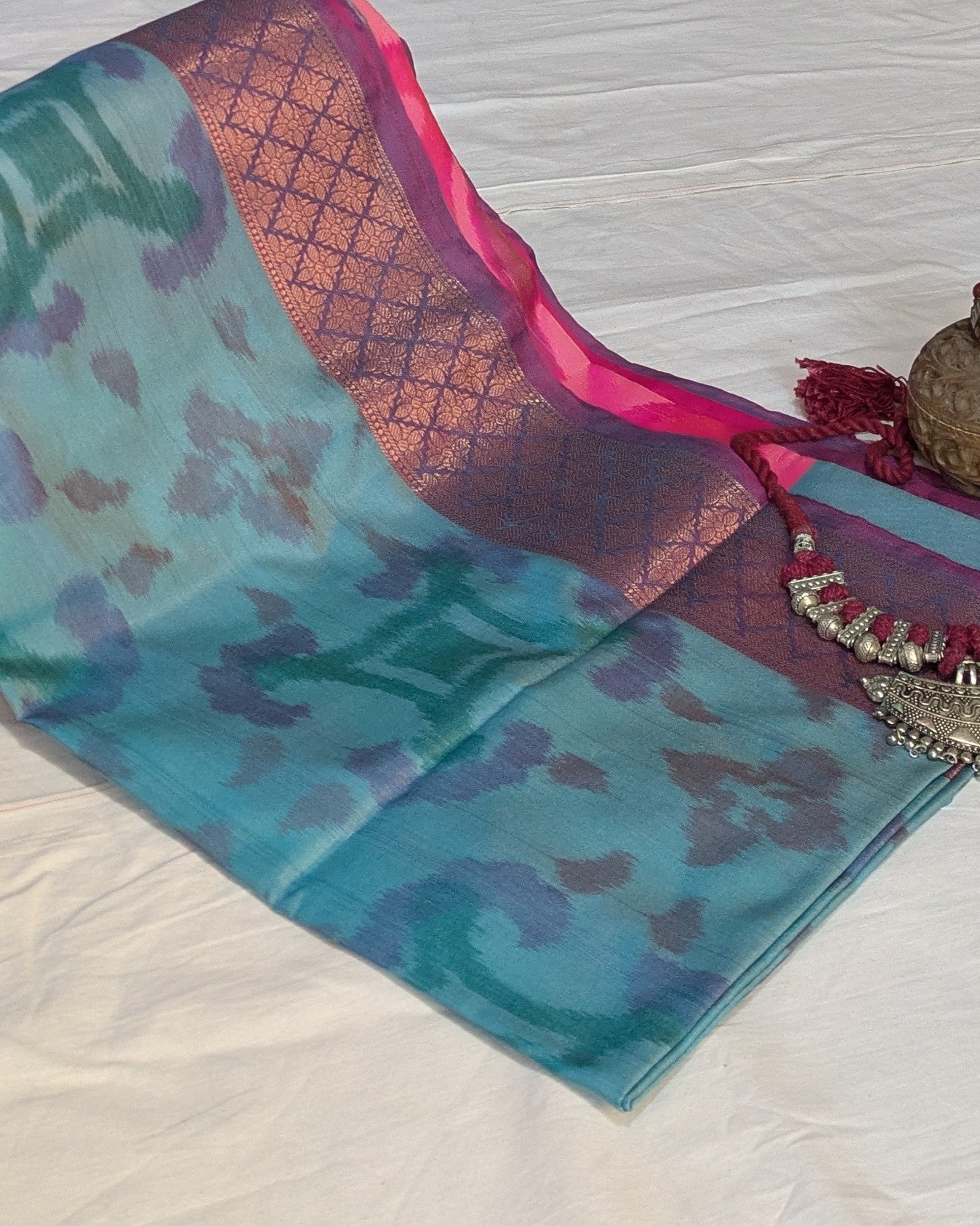 Ikkat Sari with Blouse Piece