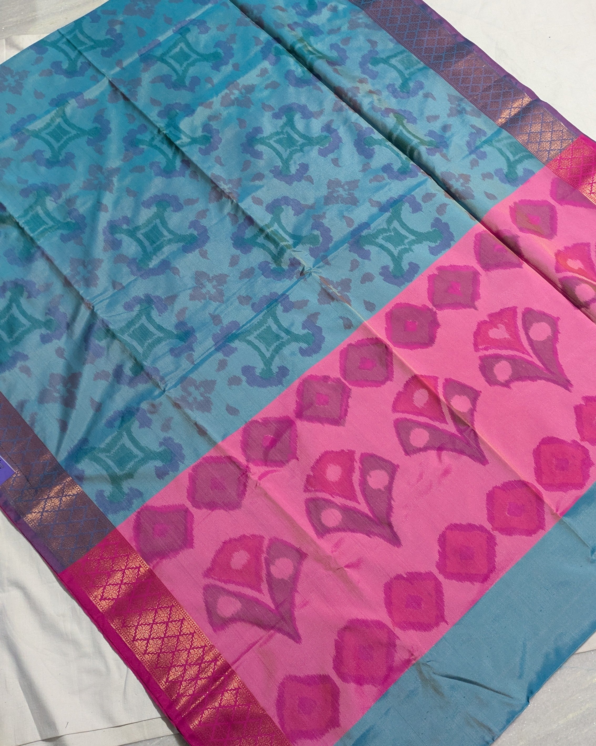 Ikkat Sari with Blouse Piece