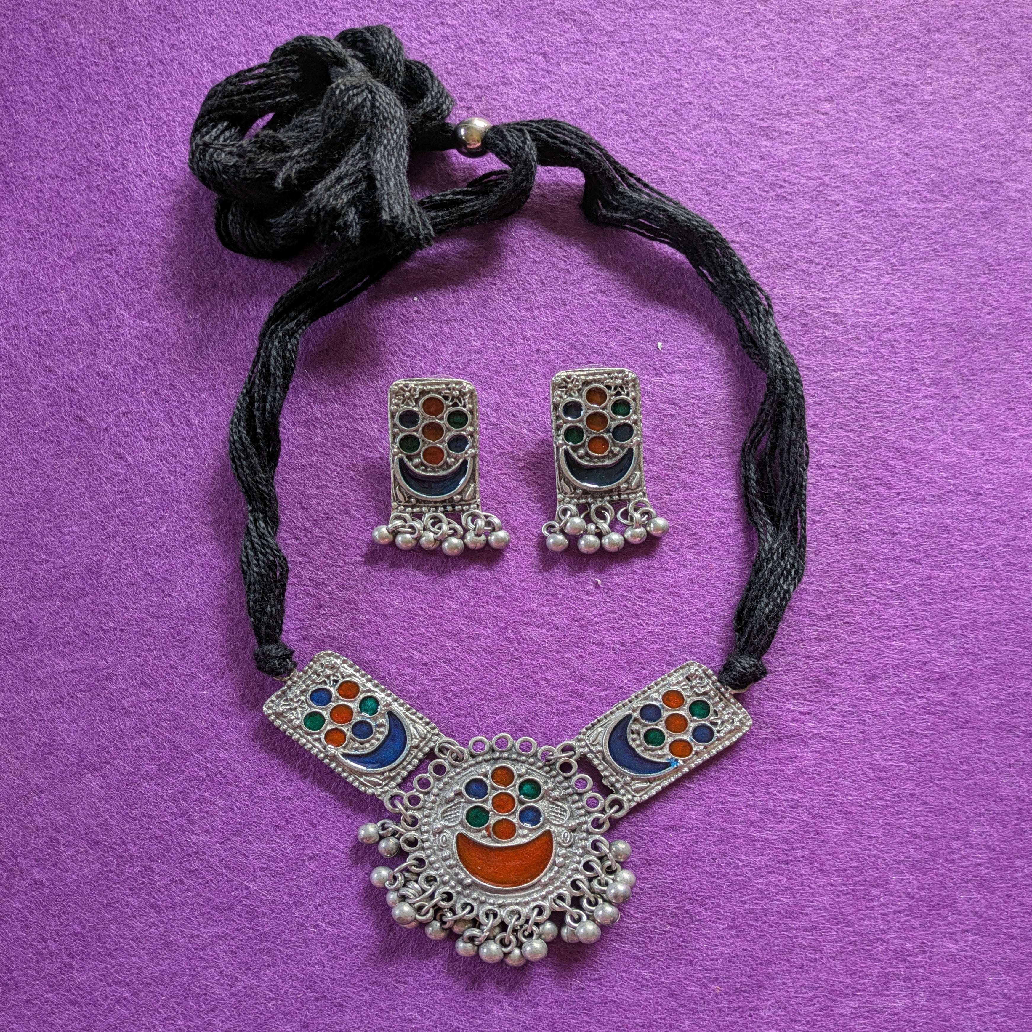 Tribal Jewellery with Earrings (Choker)
