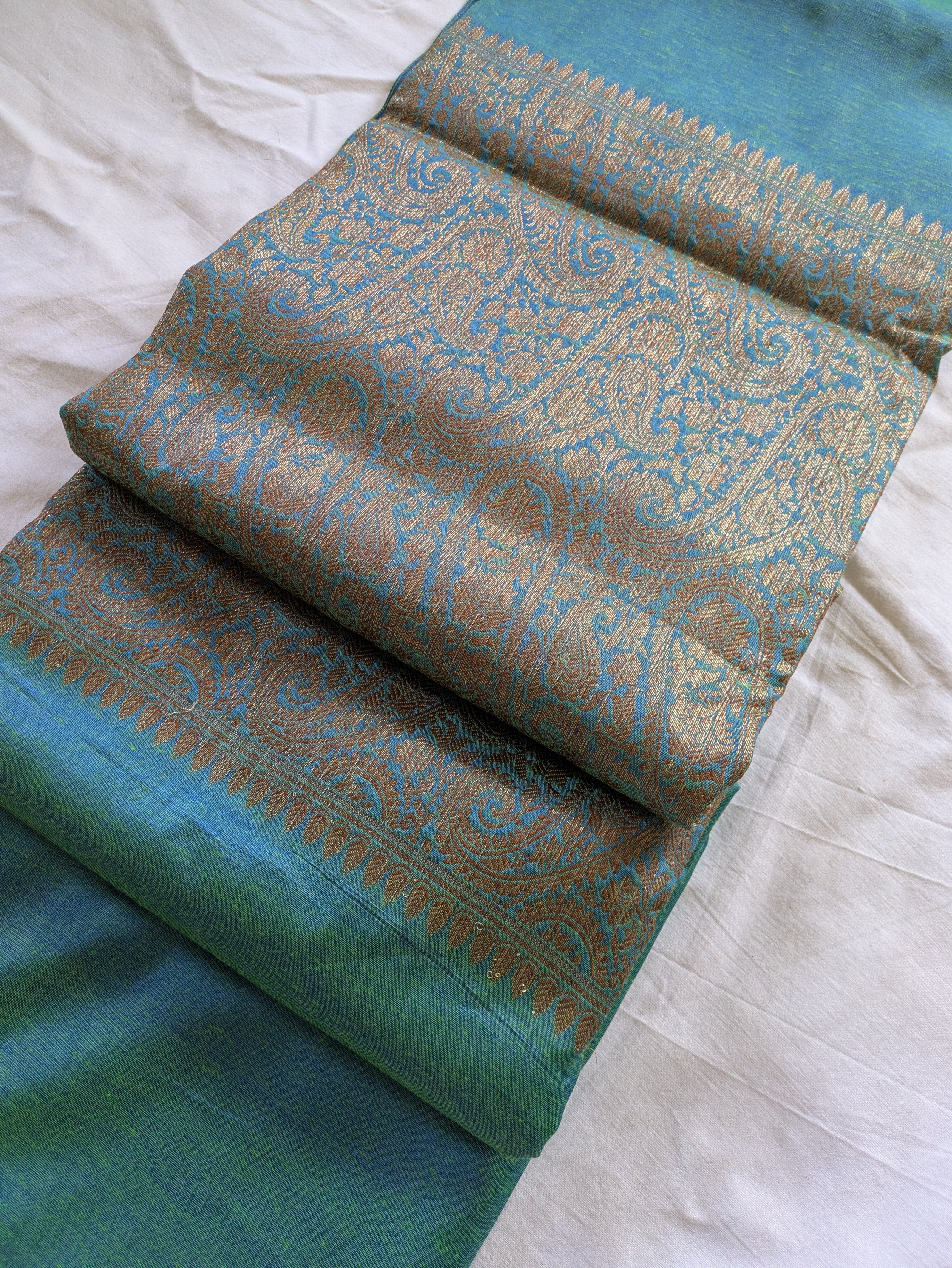 Dual Tone Sari with Blouse Piece