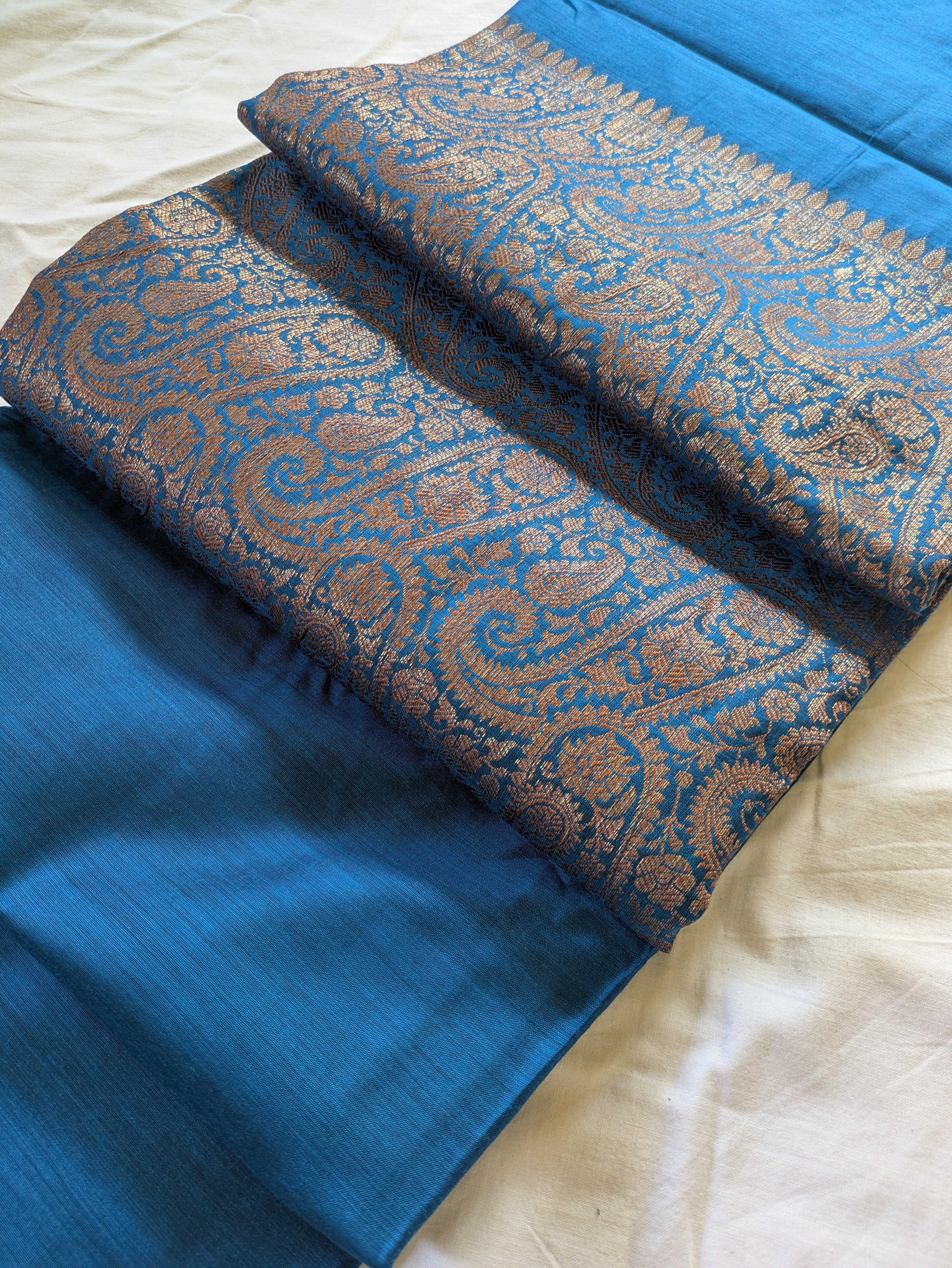 Dual Tone Sari with Blouse Piece