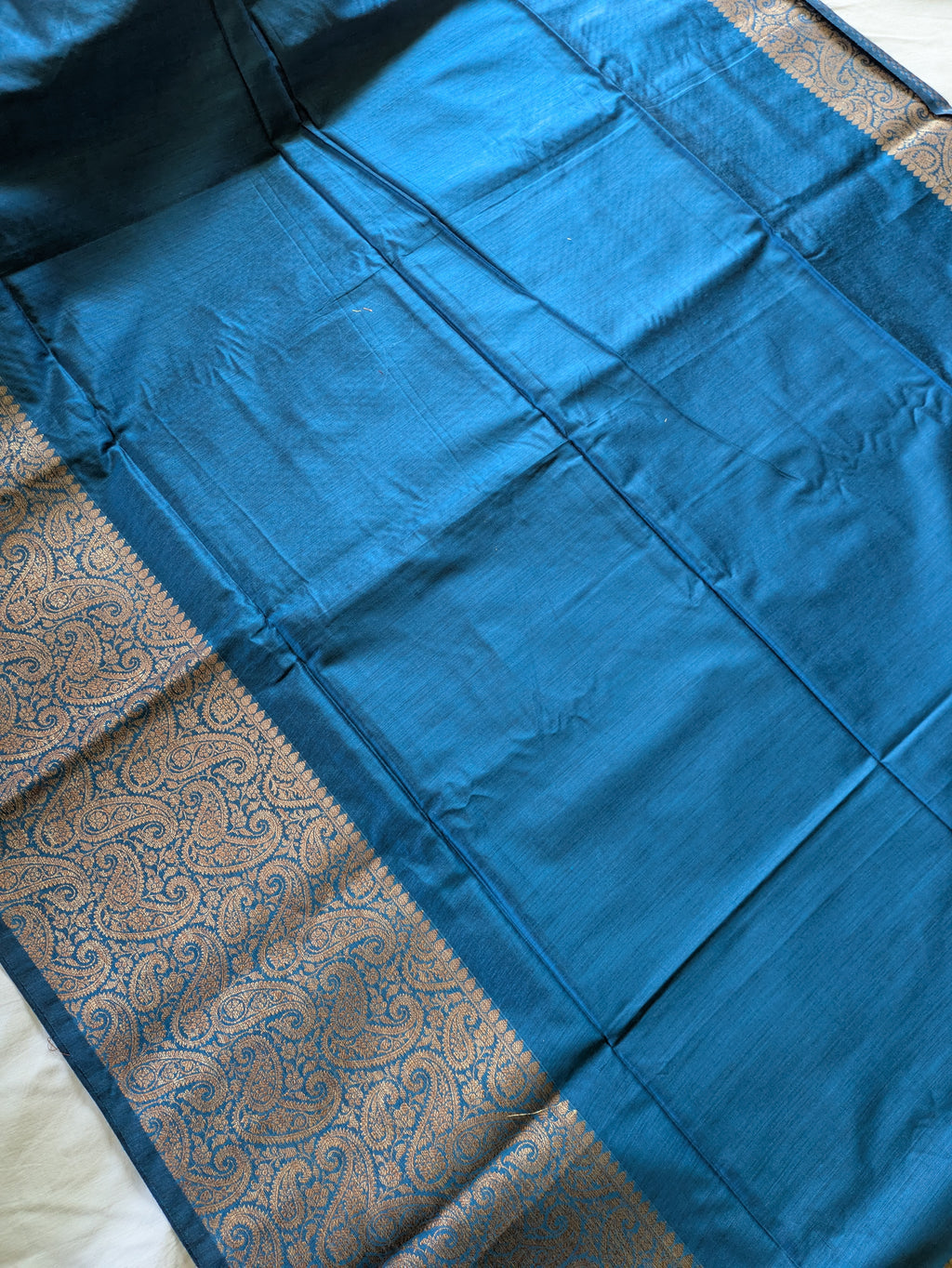 Dual Tone Sari with Blouse Piece