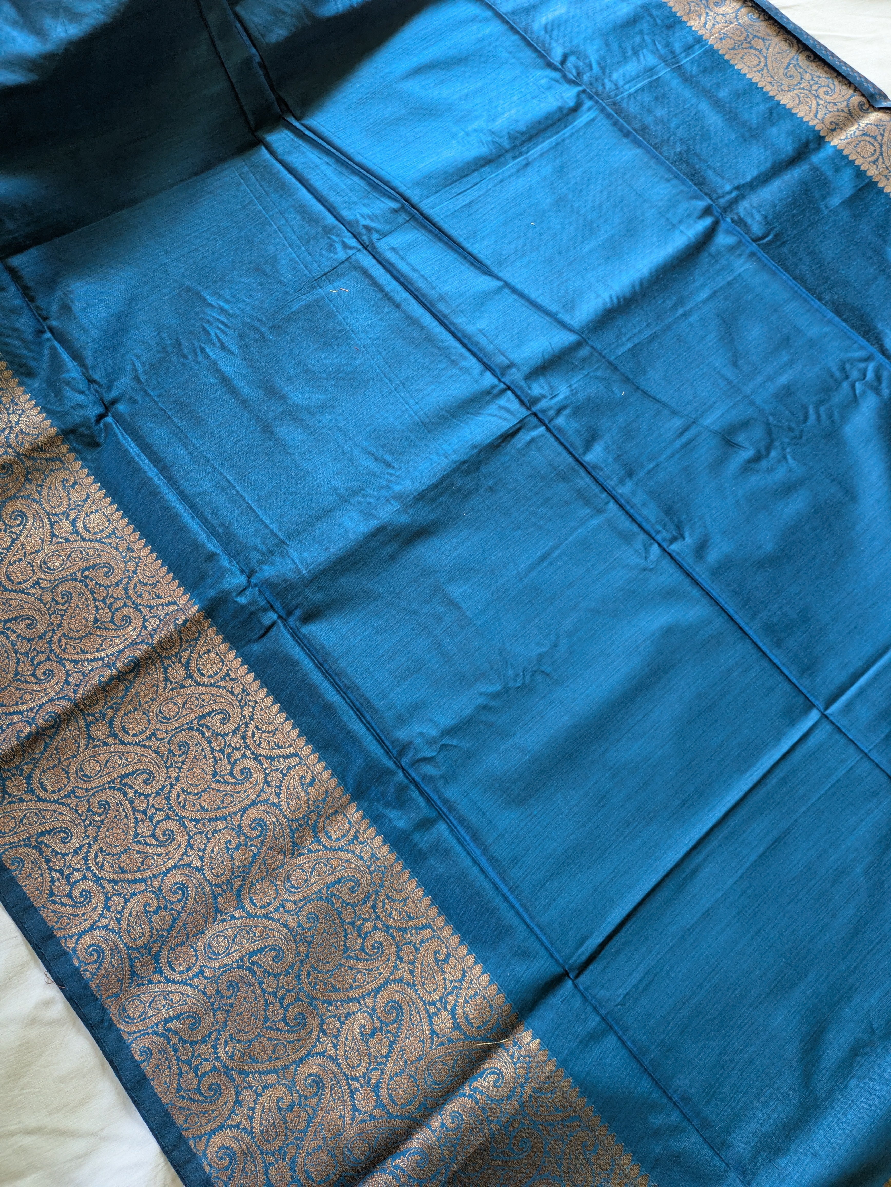 Dual Tone Sari with Blouse Piece