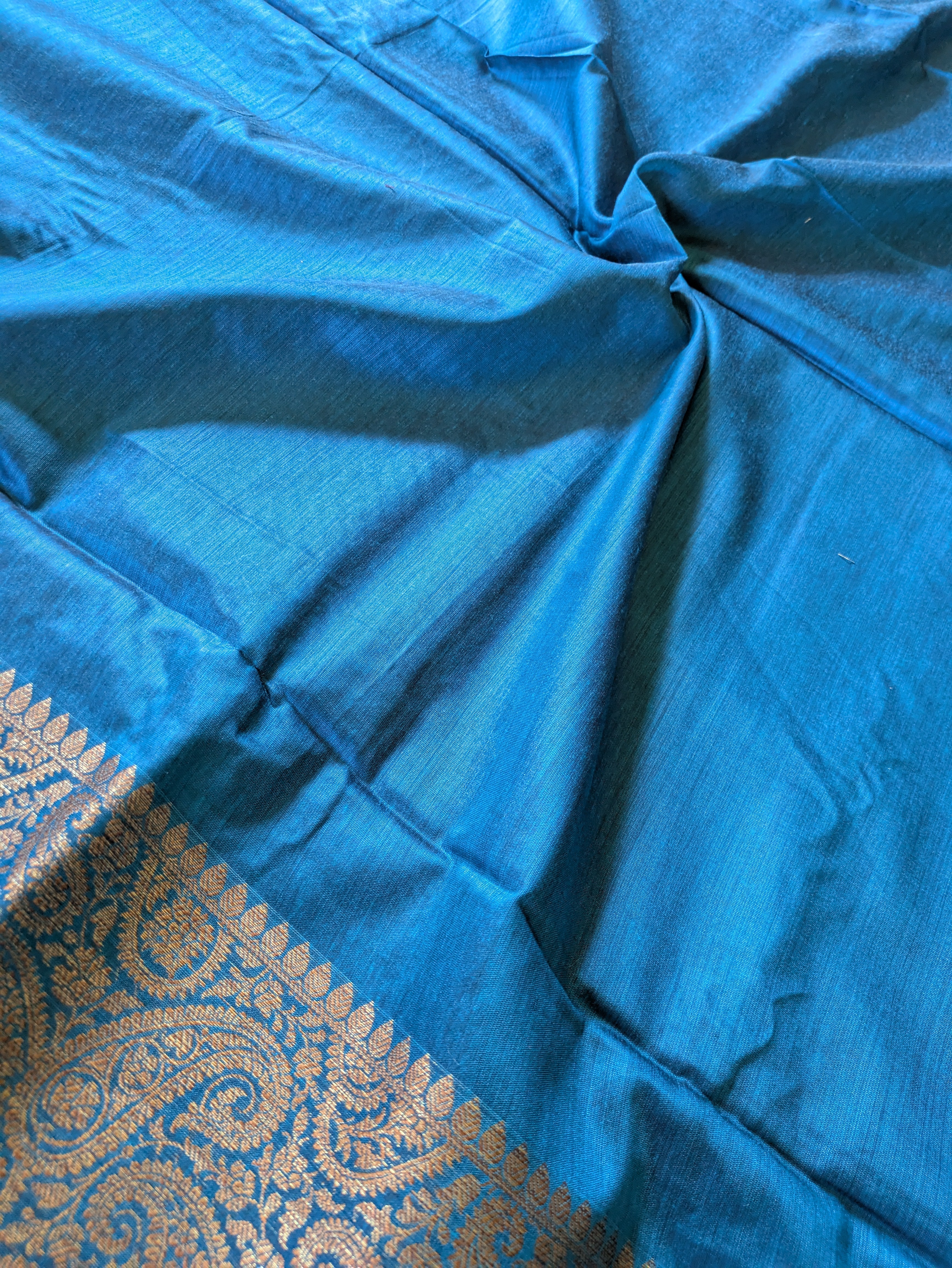 Dual Tone Sari with Blouse Piece