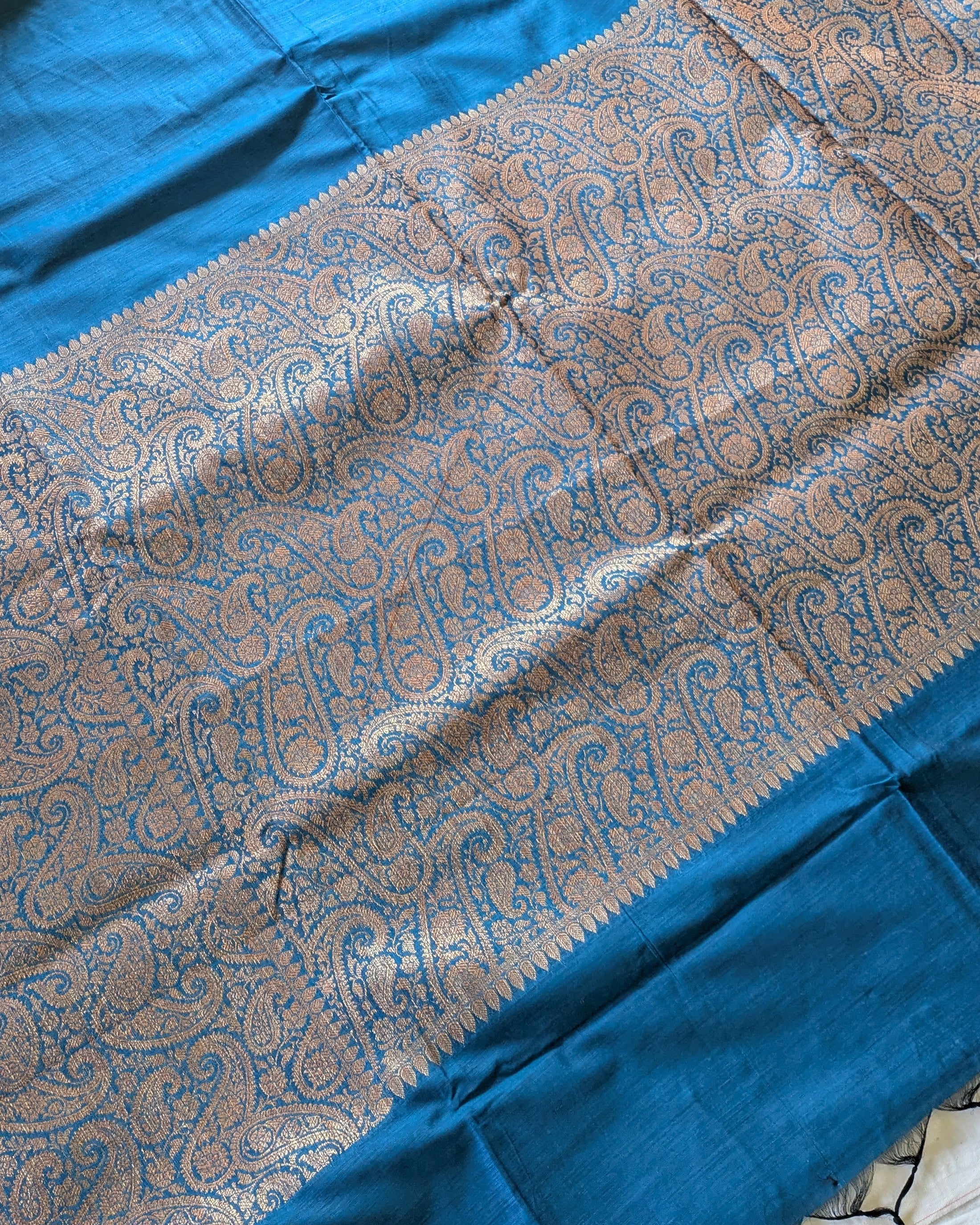 Dual Tone Sari with Blouse Piece