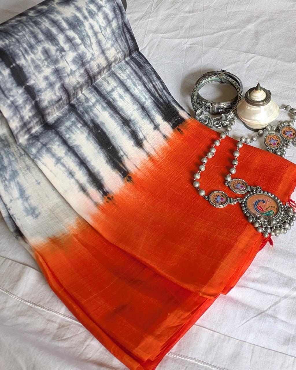 Bandhni Print Pure Silk with Blouse Piece