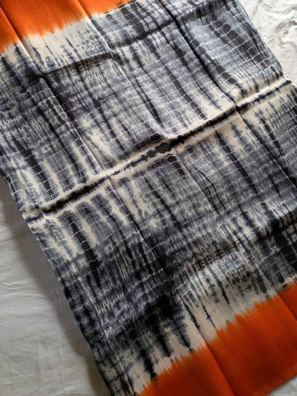 Bandhni Print Pure Silk with Blouse Piece