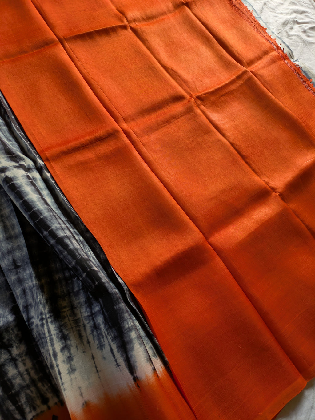 Bandhni Print Pure Silk with Blouse Piece