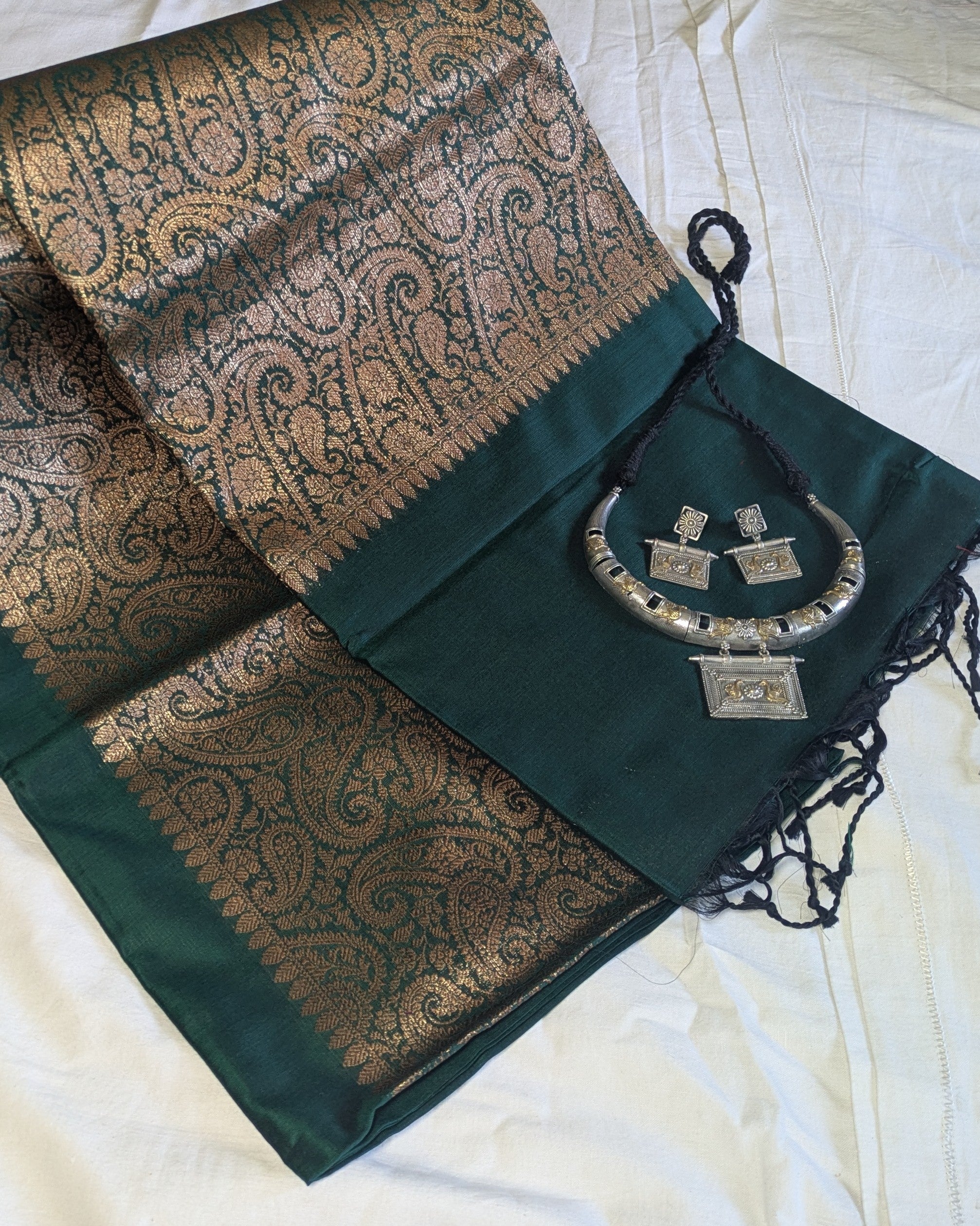 Muga Border Sari Blouse Piece (Forest Green)