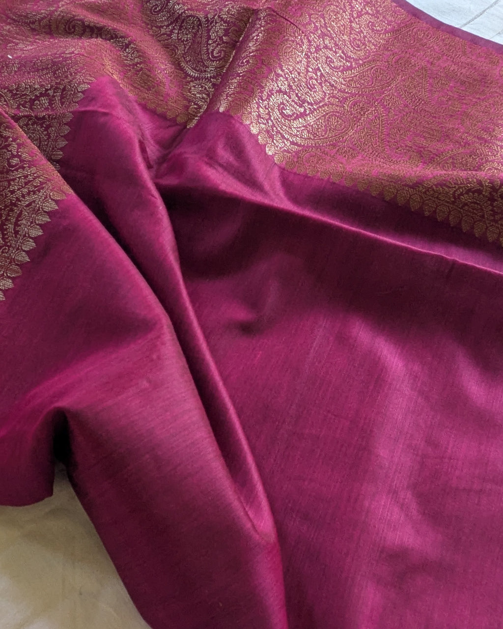 Muga Border Sari with Blouse Piece (Magenta)