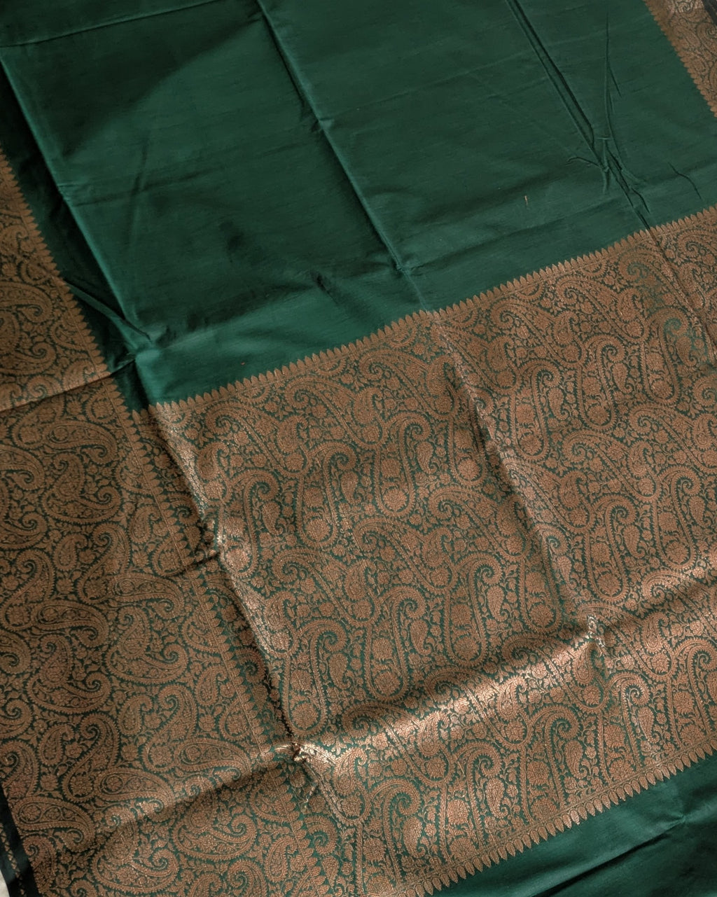 Muga Border Sari Blouse Piece (Forest Green)