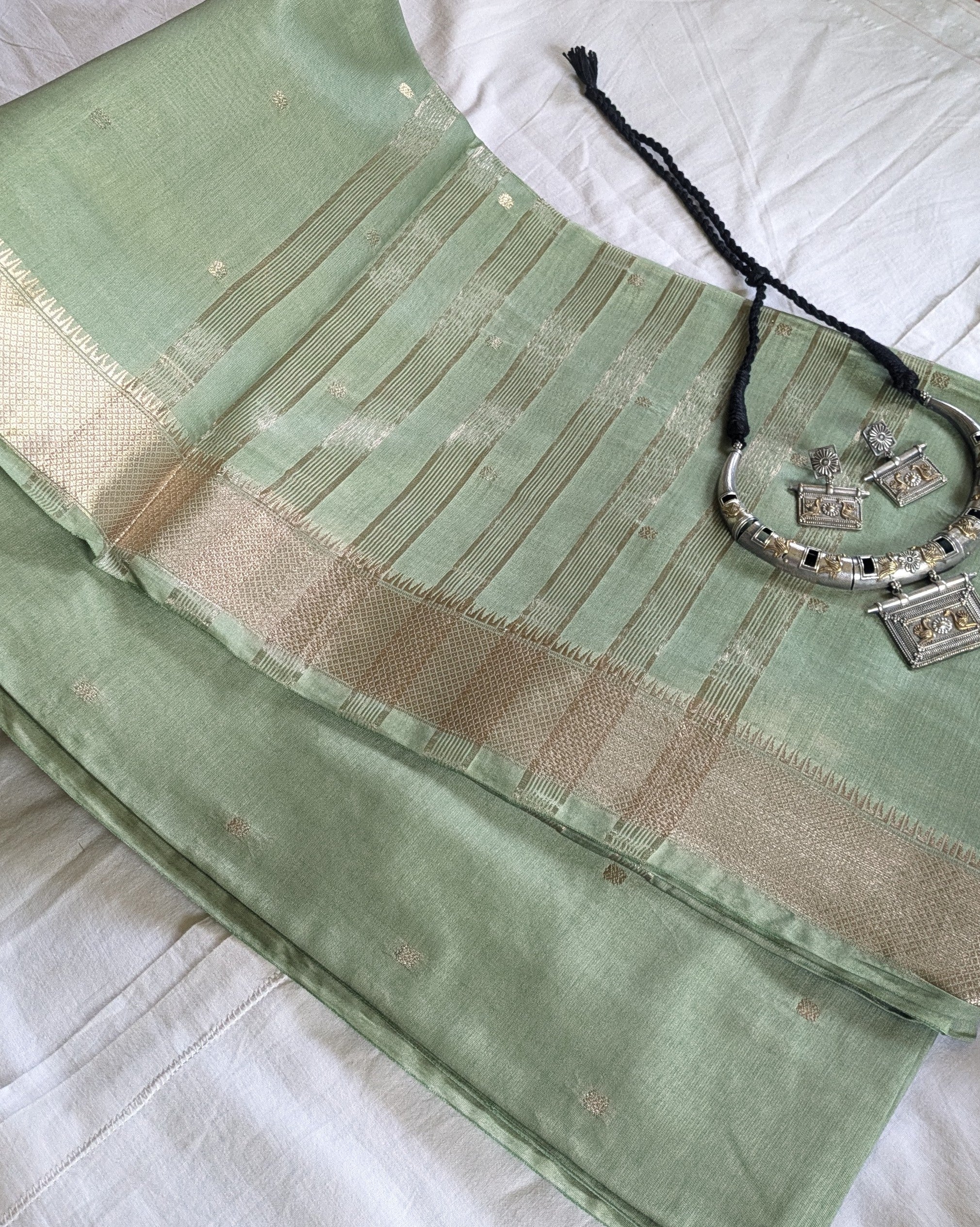 Fancy Maheswari Silk Sari with Blouse Piece (Liva Tag)