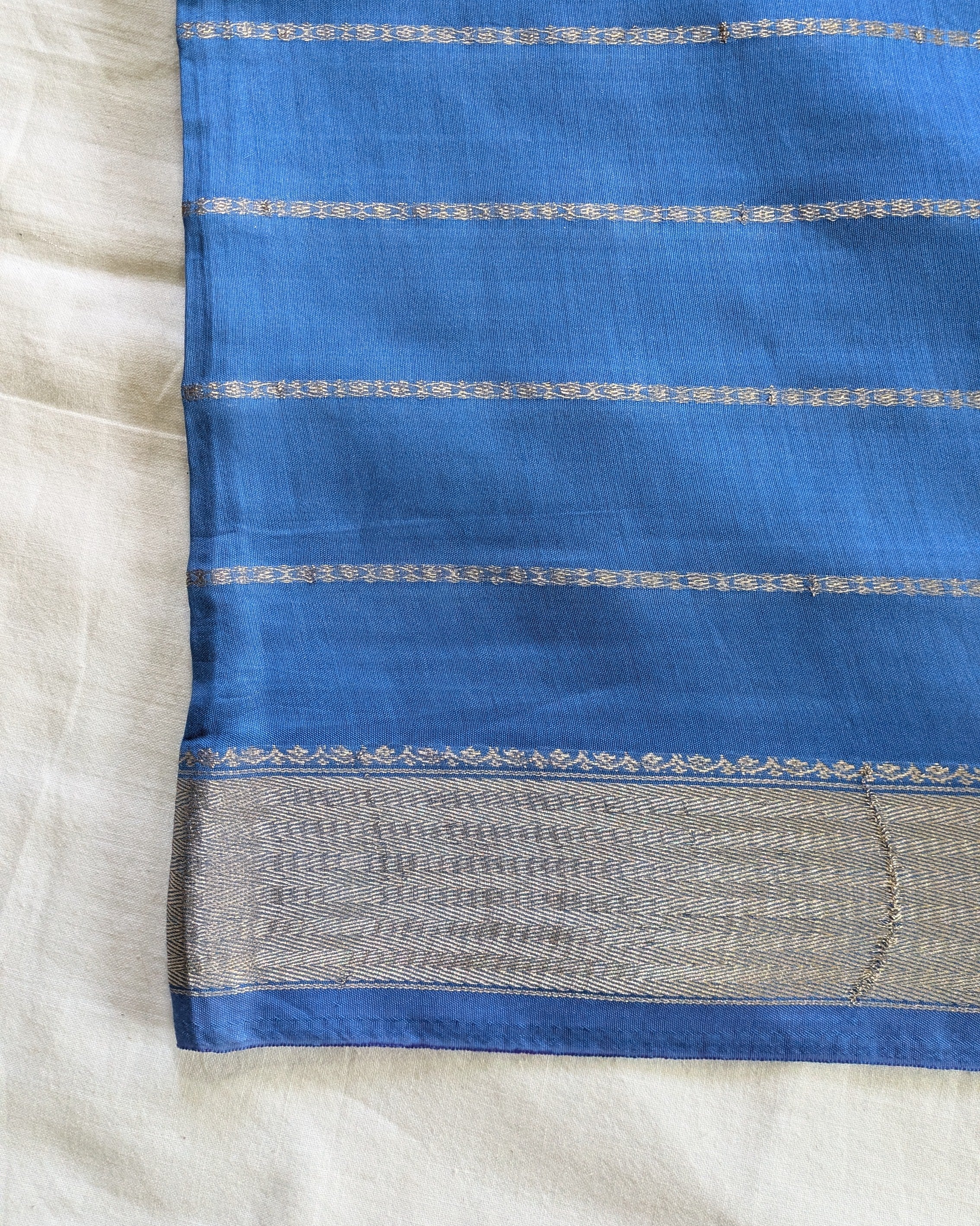 Fancy Maheswari Silk Sari with Blouse Piece (Liva Tag)