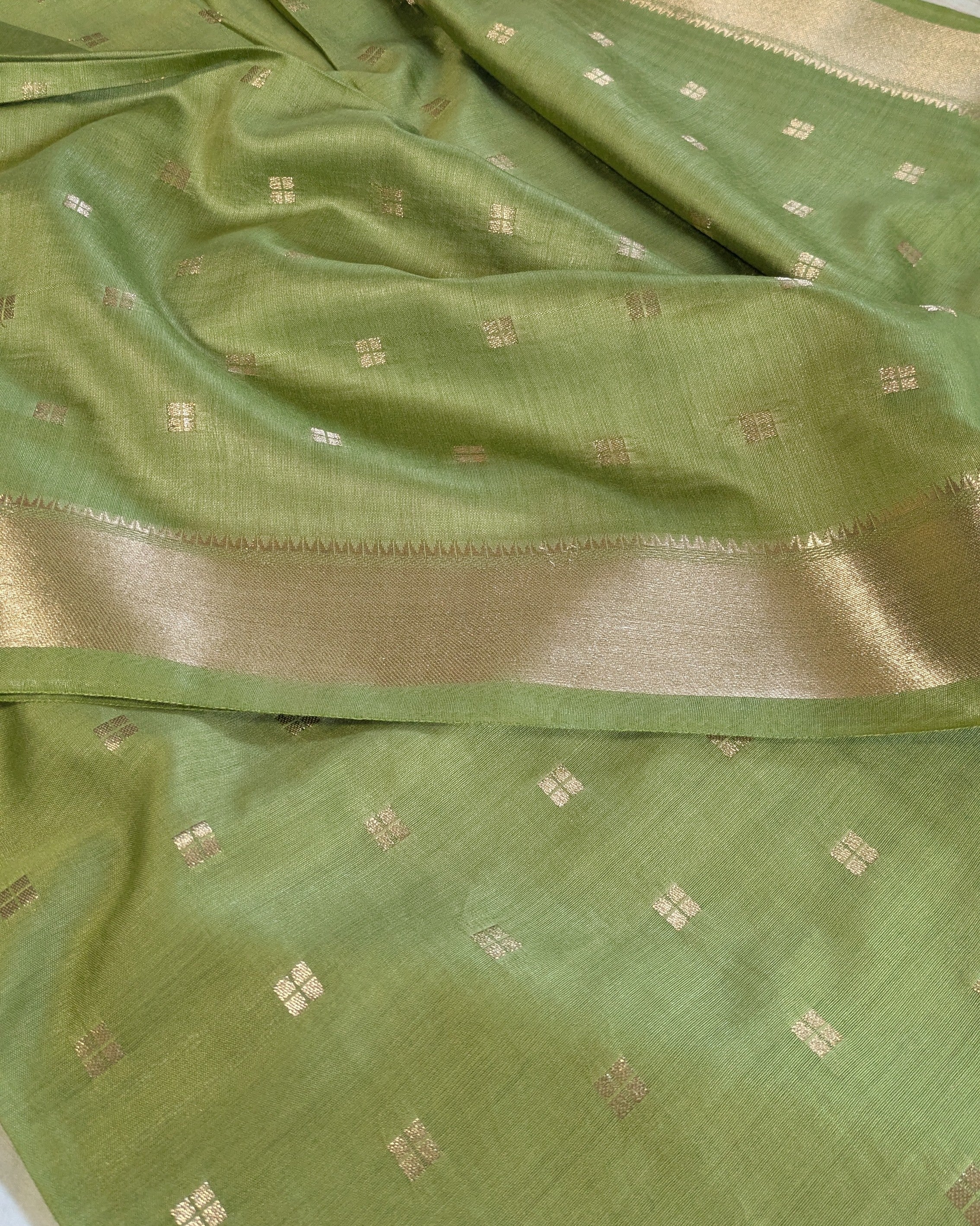 Fancy Maheswari Silk Sari with Blouse Piece (Liva Tag)