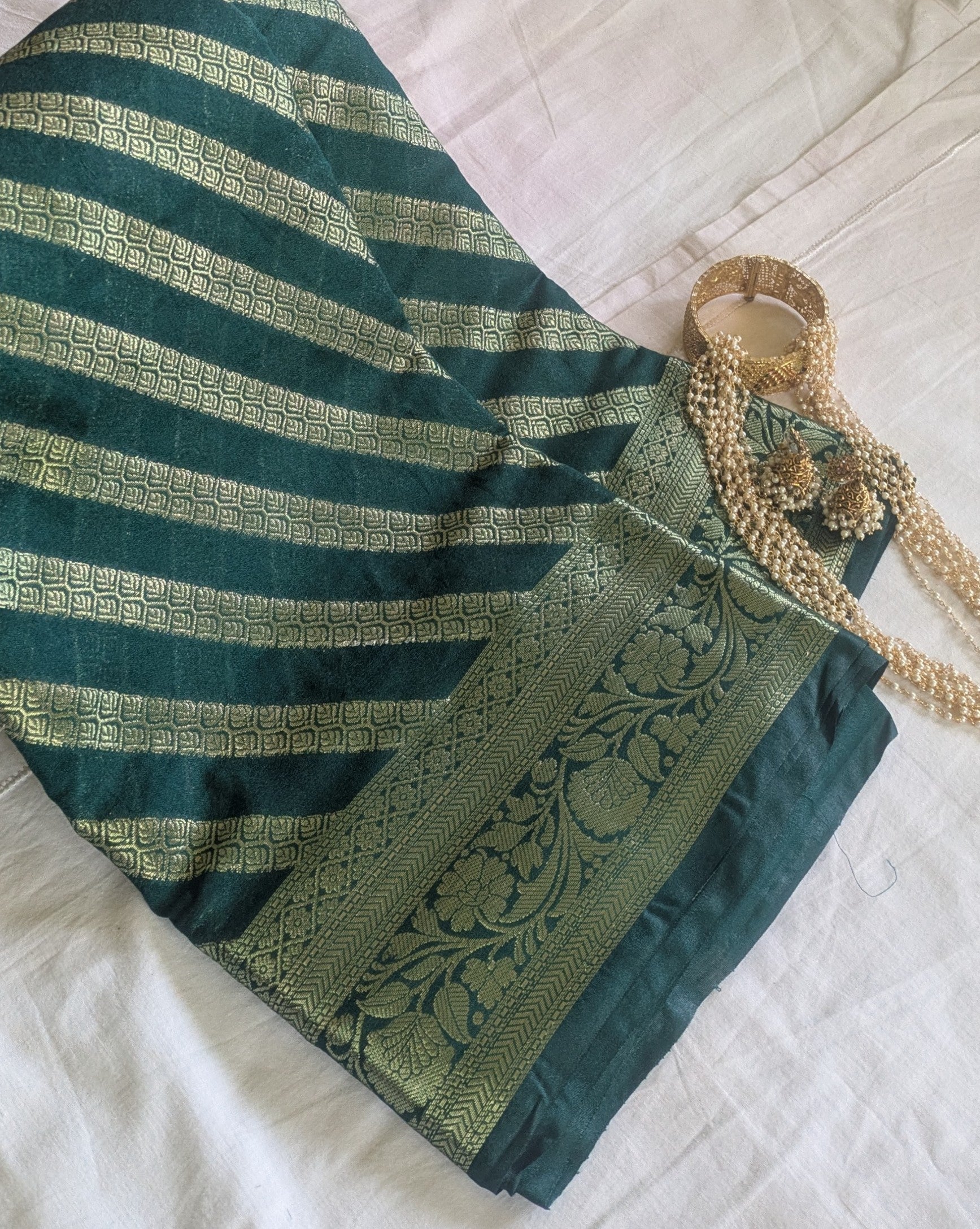 Muga Benarasi Sari Dark Green