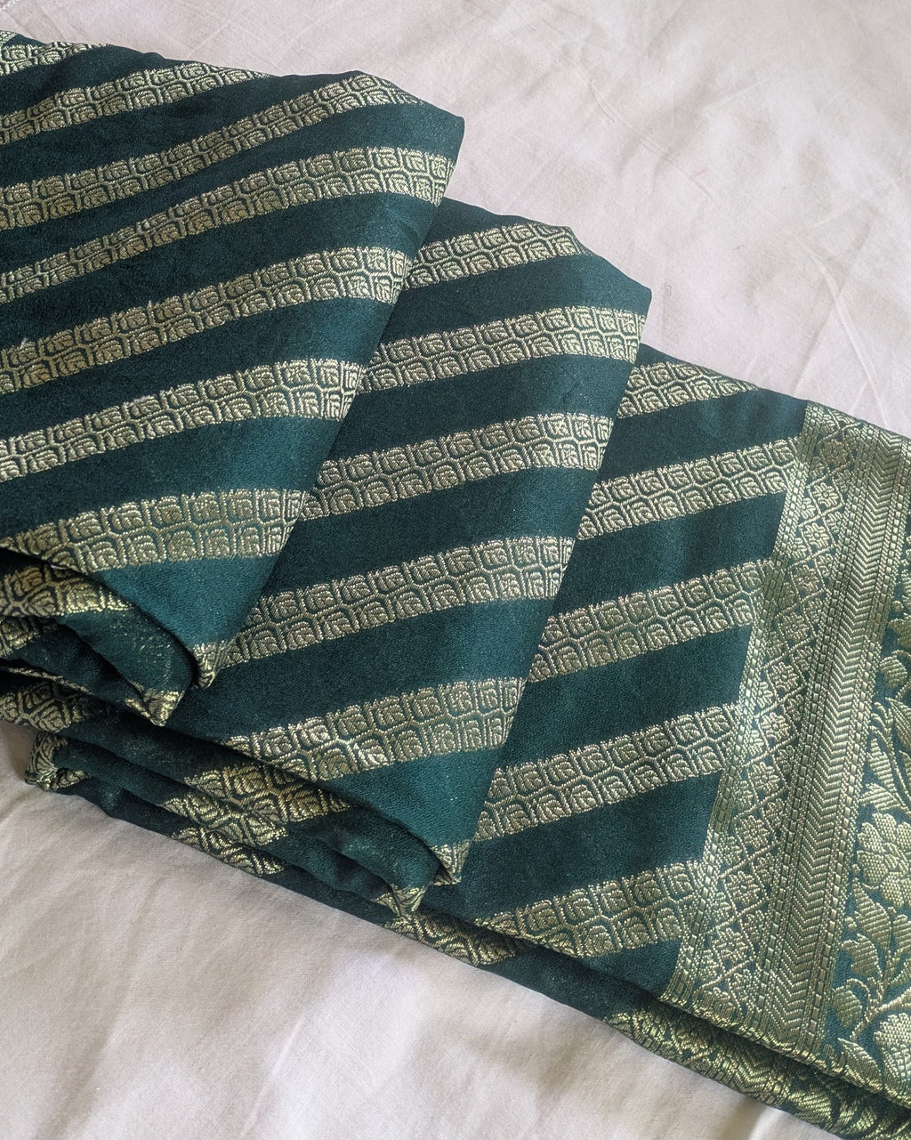 Muga Benarasi Sari Dark Green