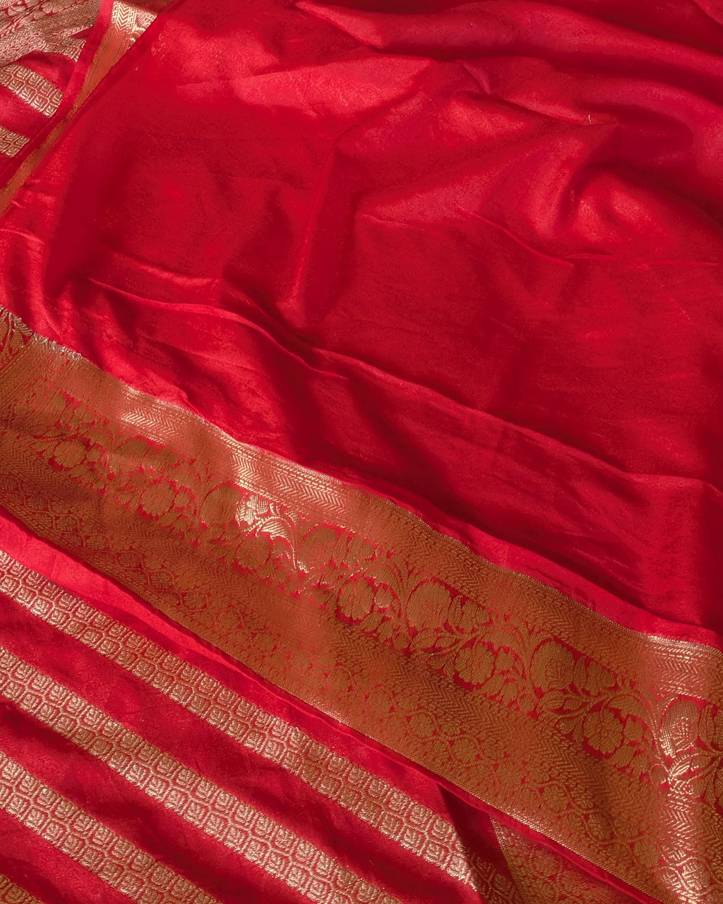 Muga Benarasi Sari Red