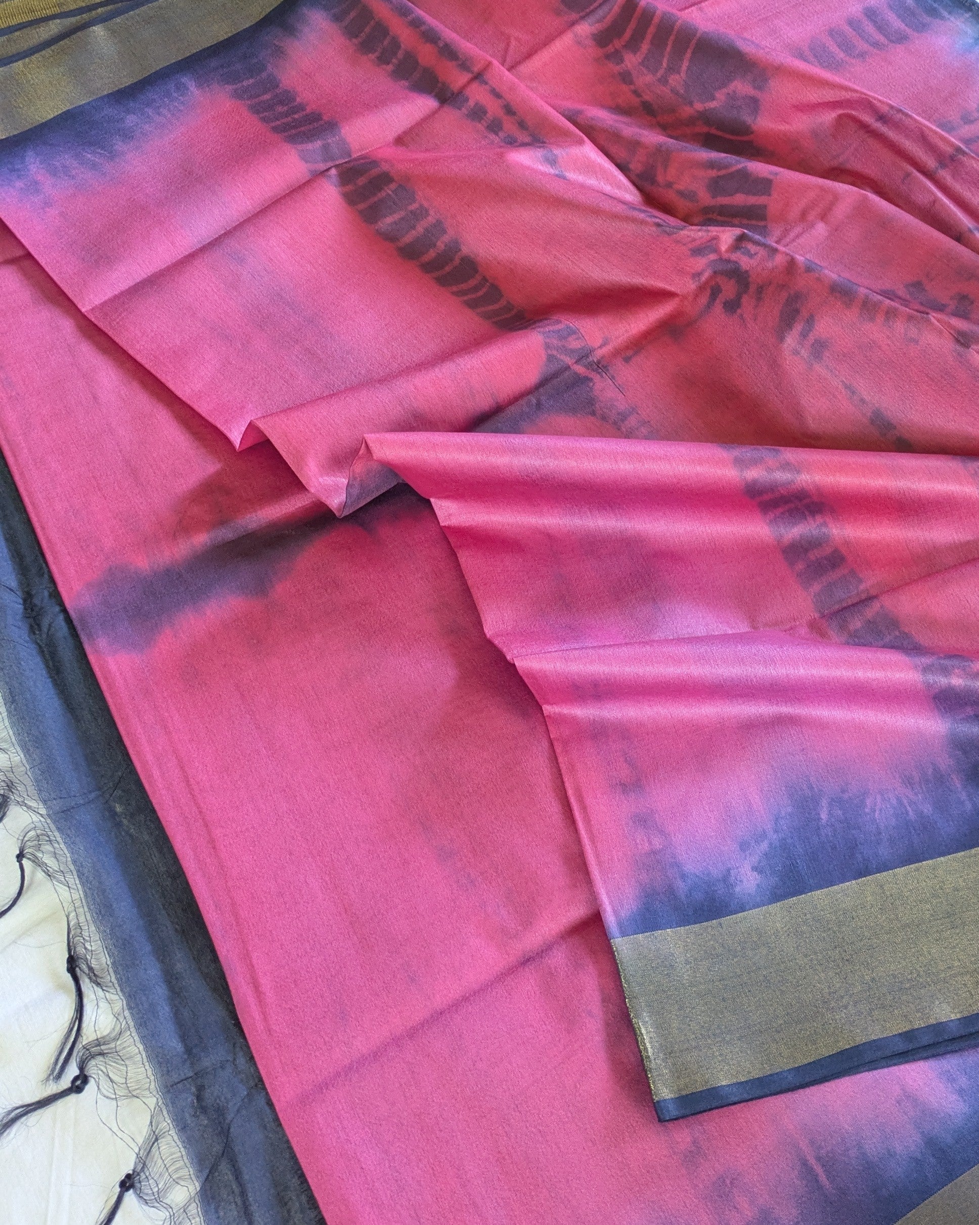 Shibori Bhagalpuri Sari with Blouse Piece Pink