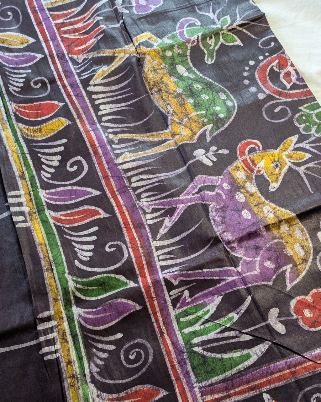 Maheswari Batik Sari Wine