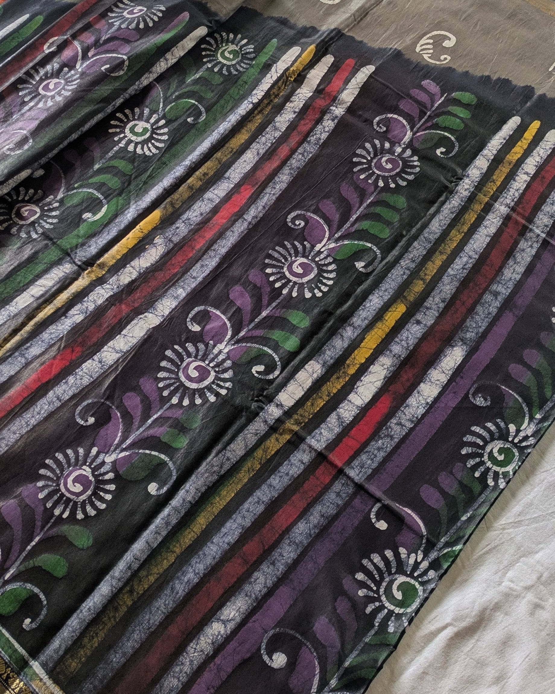 Maheswari Batik Sari Grey