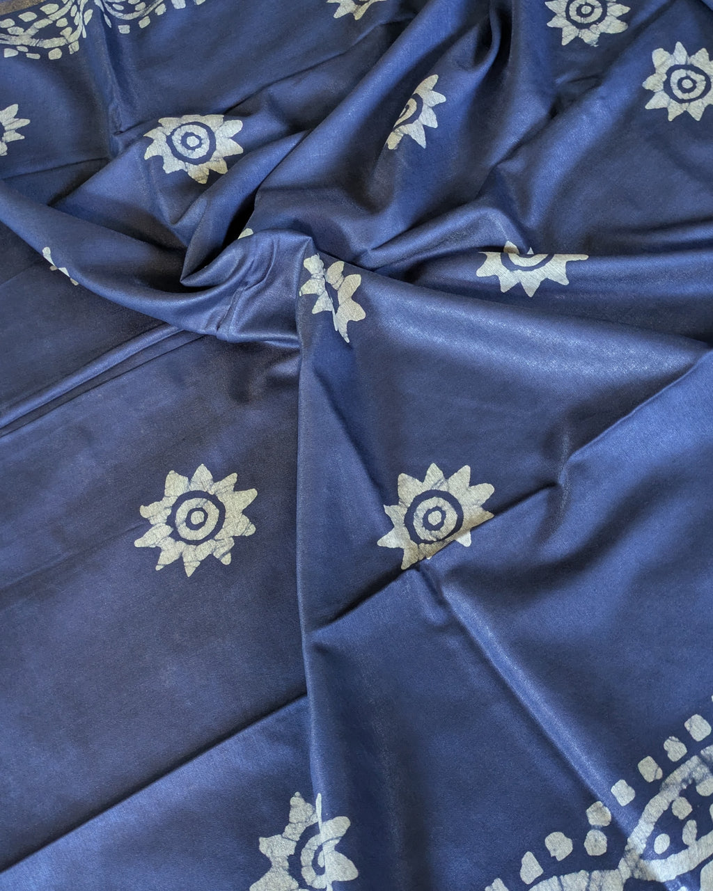 Batik Chanderi Sari with Blouse Piece Navy Blue