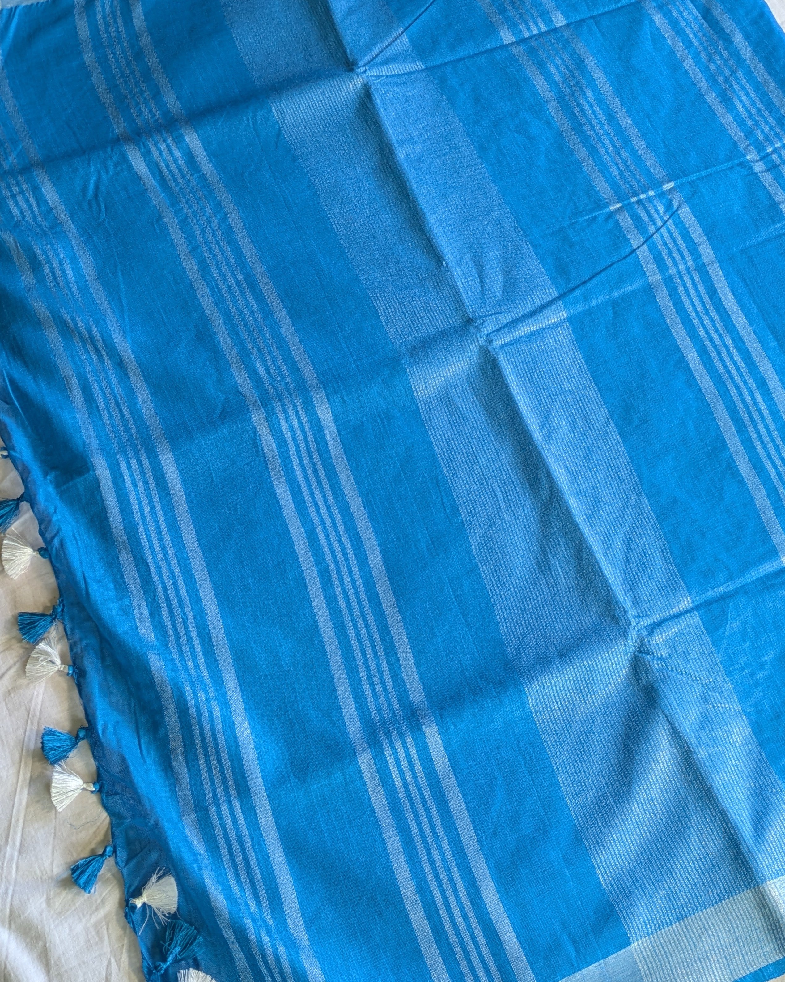 Linen Embroidered  Sari with Blouse Piece Firoza