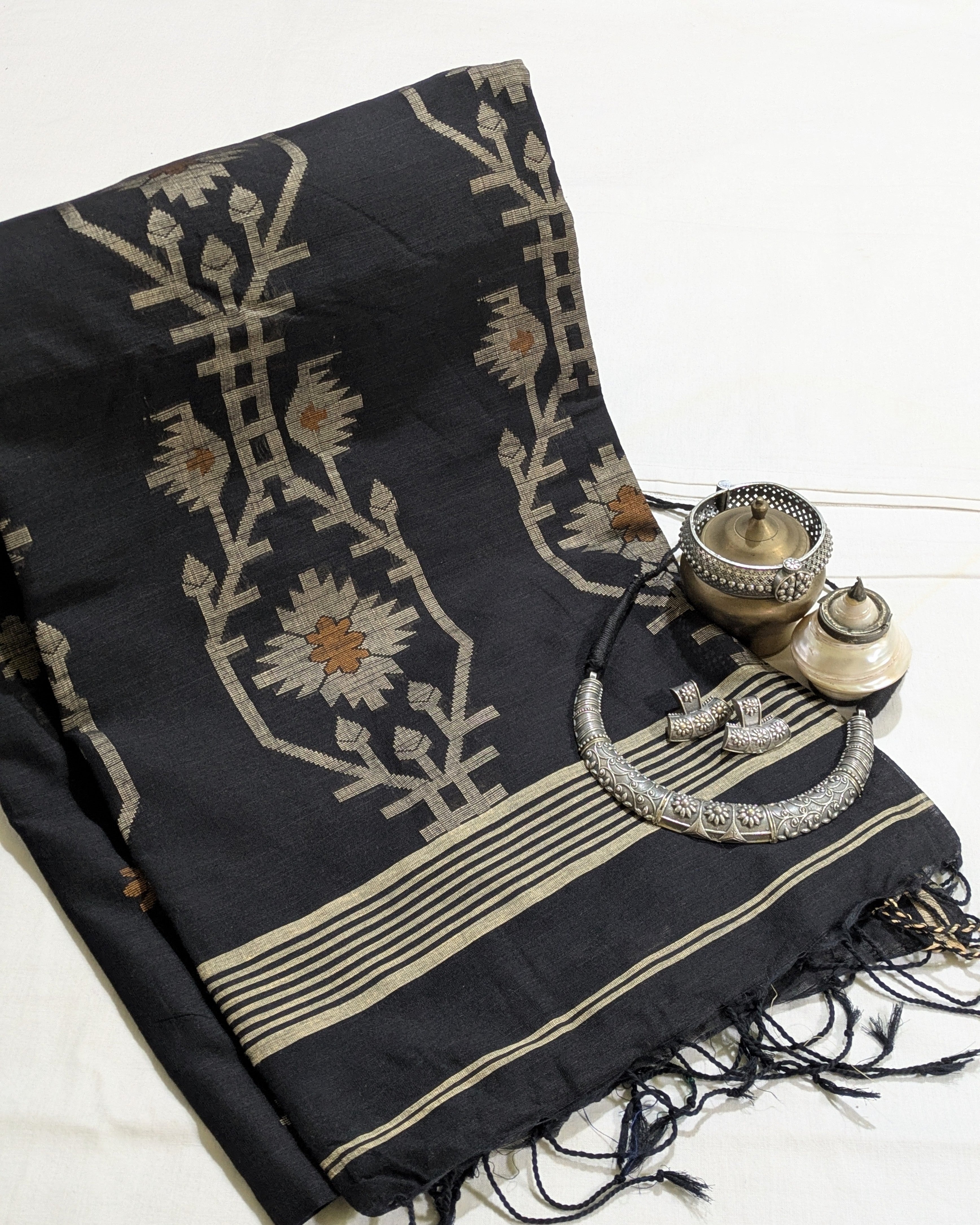 Khadi Cotton Jamdani Sari Black