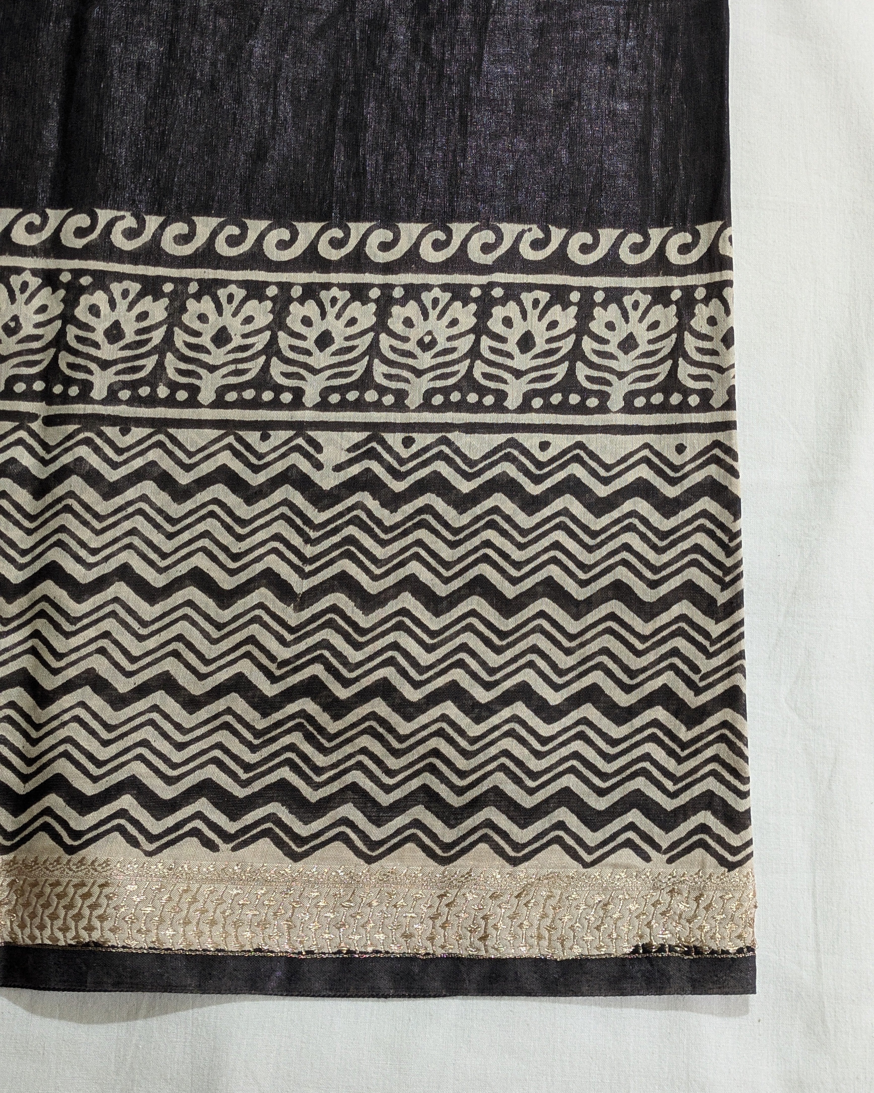 Multani Silk Sari Black (Liva Tag)