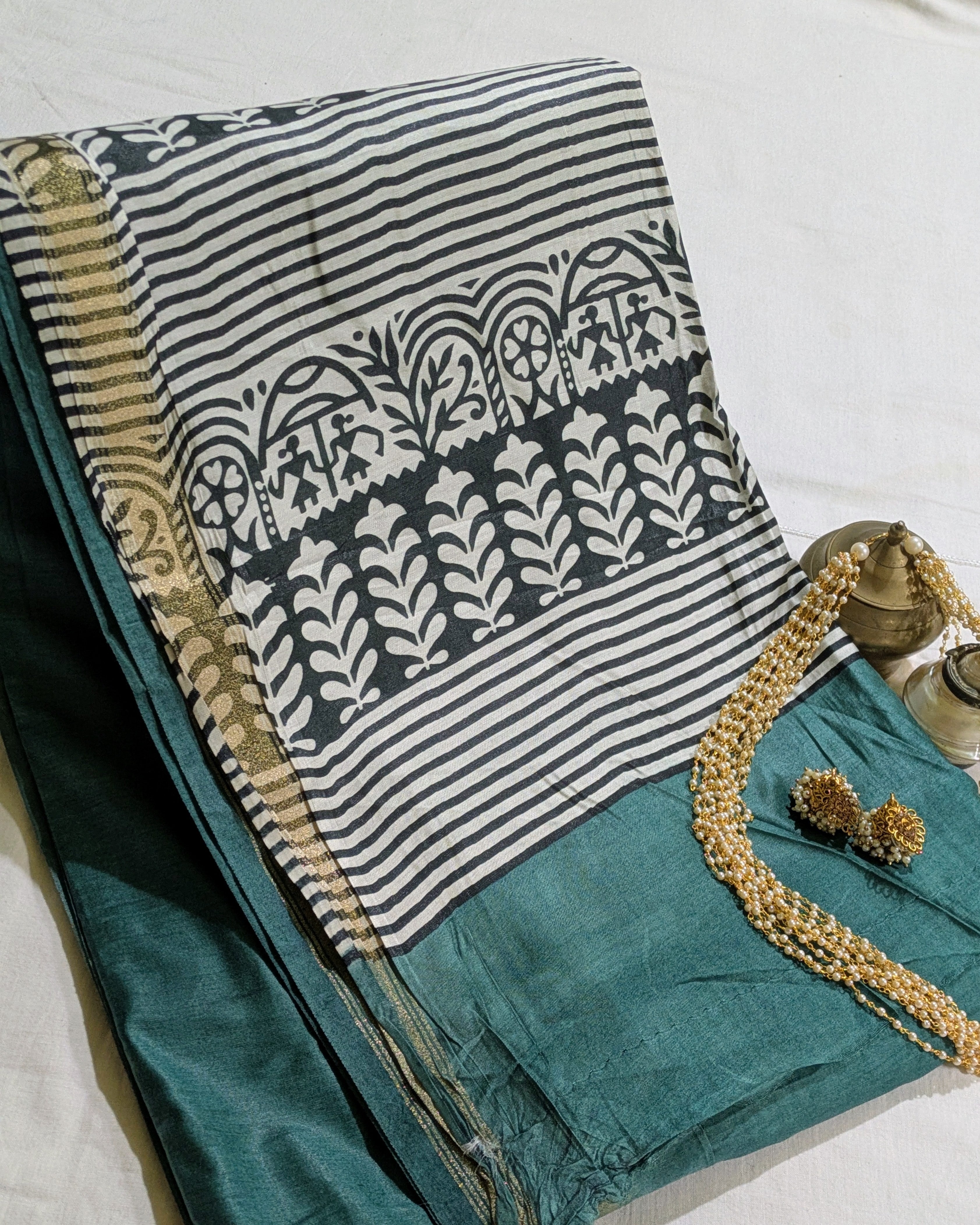 Maheswari Silk Sari with Print Border