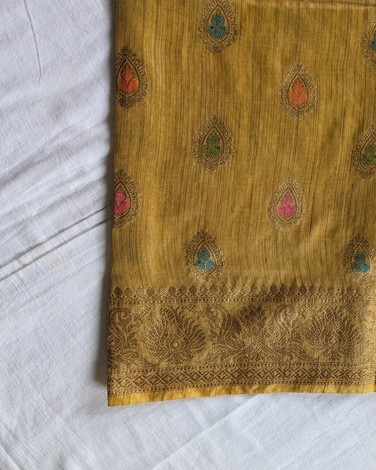 Banswara Silk Banarasi Golden